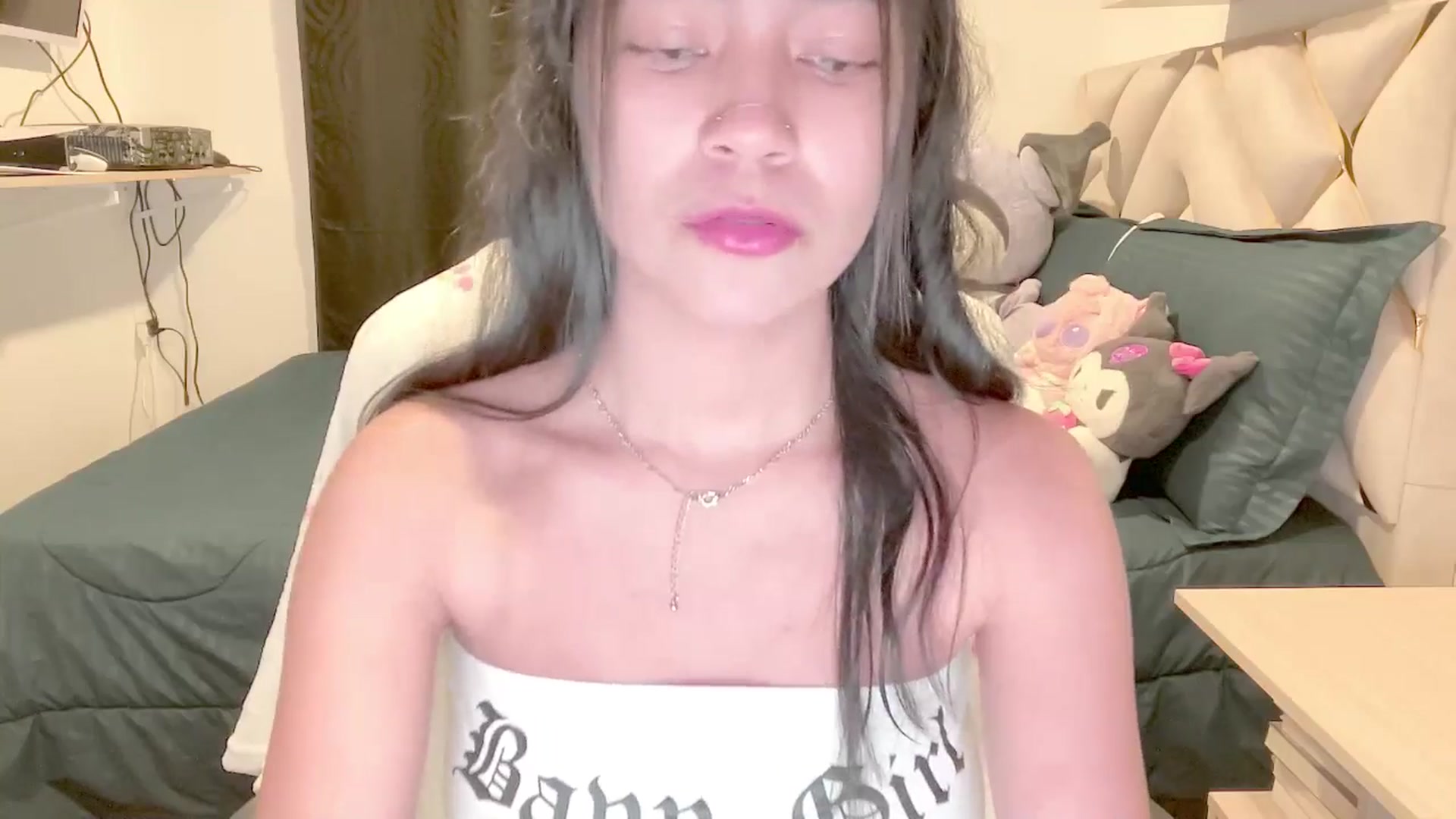 Gallery image thumbnail from Oxxme_'s myfreecams stream on, 05/27/2025, 01:42 image 10 of 20