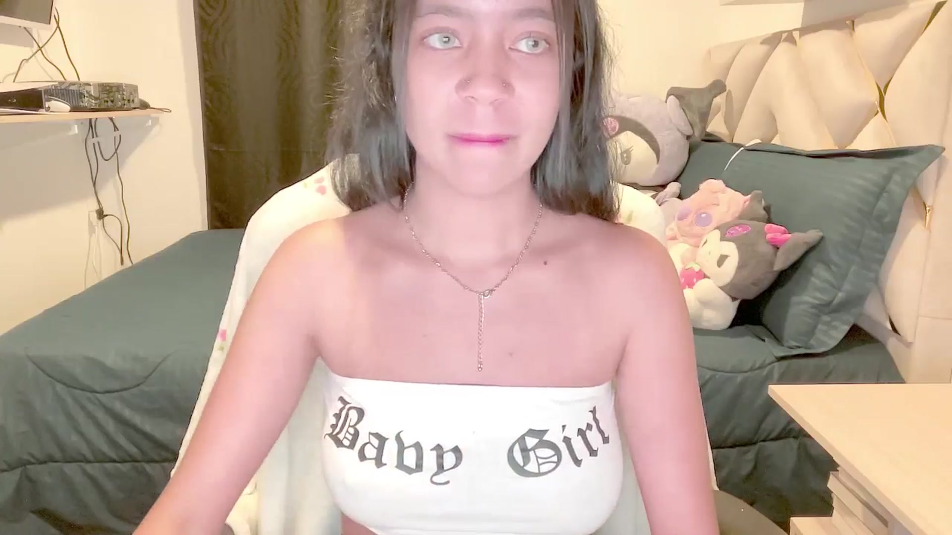 Gallery image thumbnail from Oxxme_'s myfreecams stream on, 05/27/2025, 02:01 image 13 of 20
