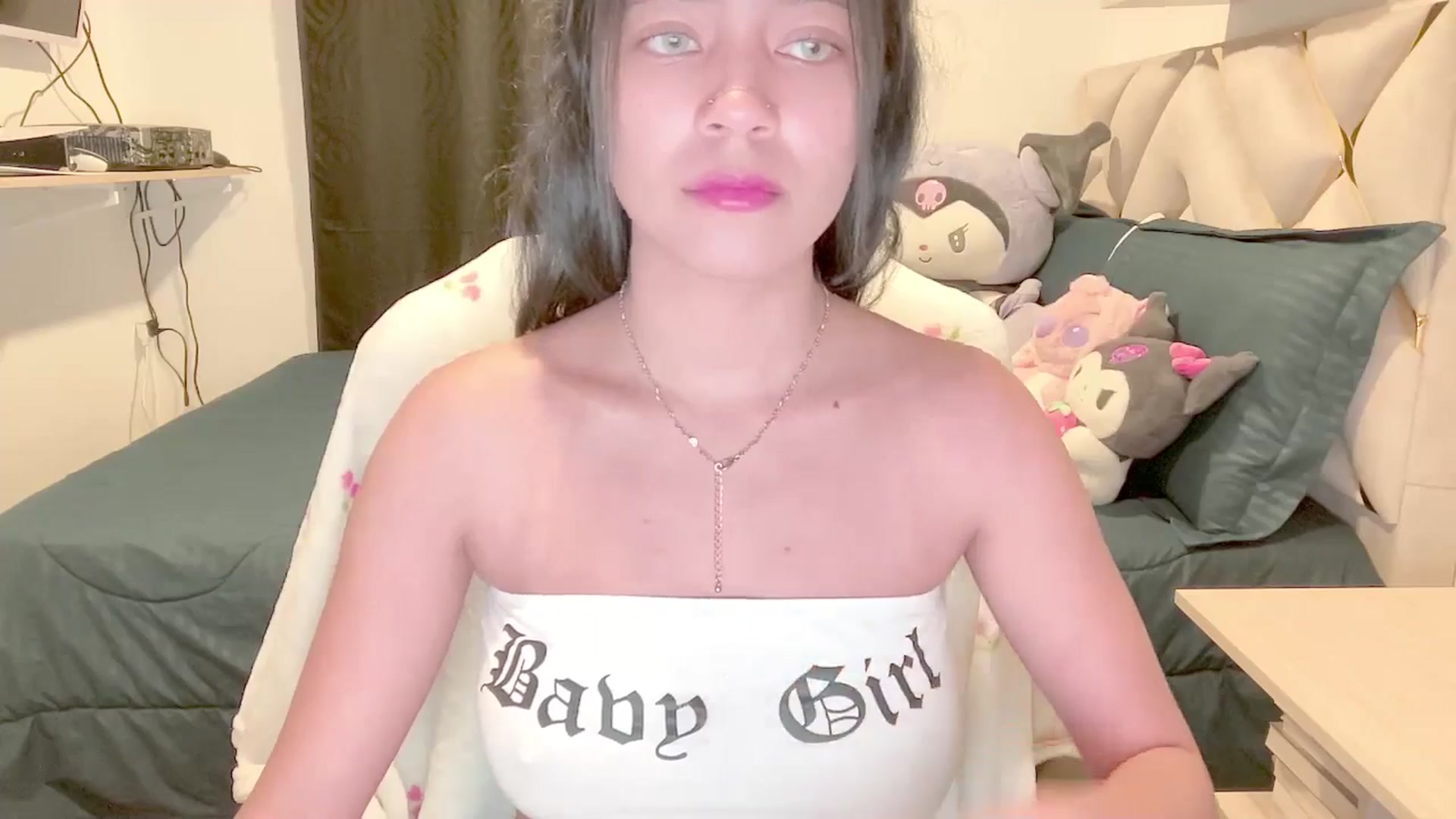 Gallery image thumbnail from Oxxme_'s myfreecams stream on, 05/27/2025, 02:01 image 20 of 20