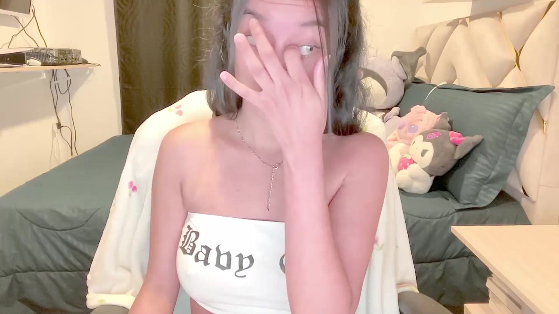 Gallery image thumbnail from Oxxme_'s myfreecams stream on, 05/27/2025, 02:01 image 18 of 20