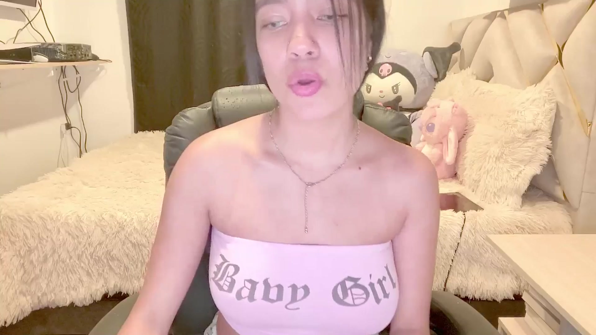 Gallery image thumbnail from Oxxme_'s myfreecams stream on, 06/07/2025, 07:02 image 19 of 20
