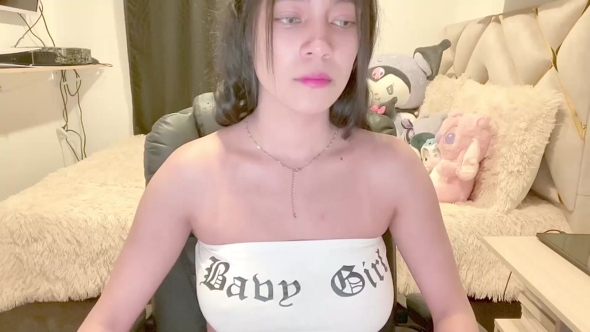 Gallery image thumbnail from Oxxme_'s myfreecams stream on, 06/13/2025, 02:03 image 20 of 20