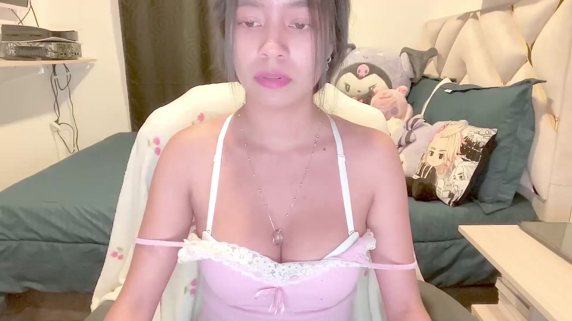 Gallery image thumbnail from Oxxme_'s myfreecams stream on, 07/02/2025, 05:31 image 11 of 20