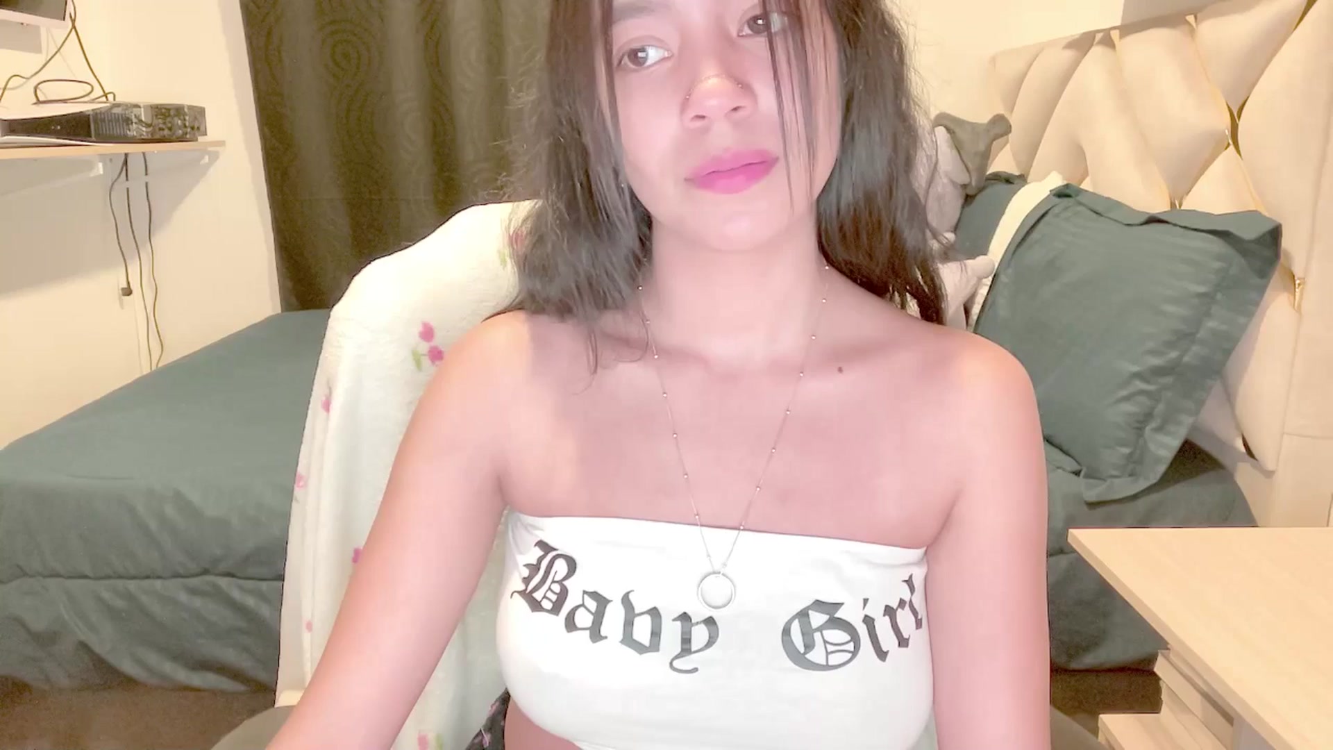 Gallery image thumbnail from Oxxme_'s myfreecams stream on, 07/08/2025, 03:16 image 17 of 20