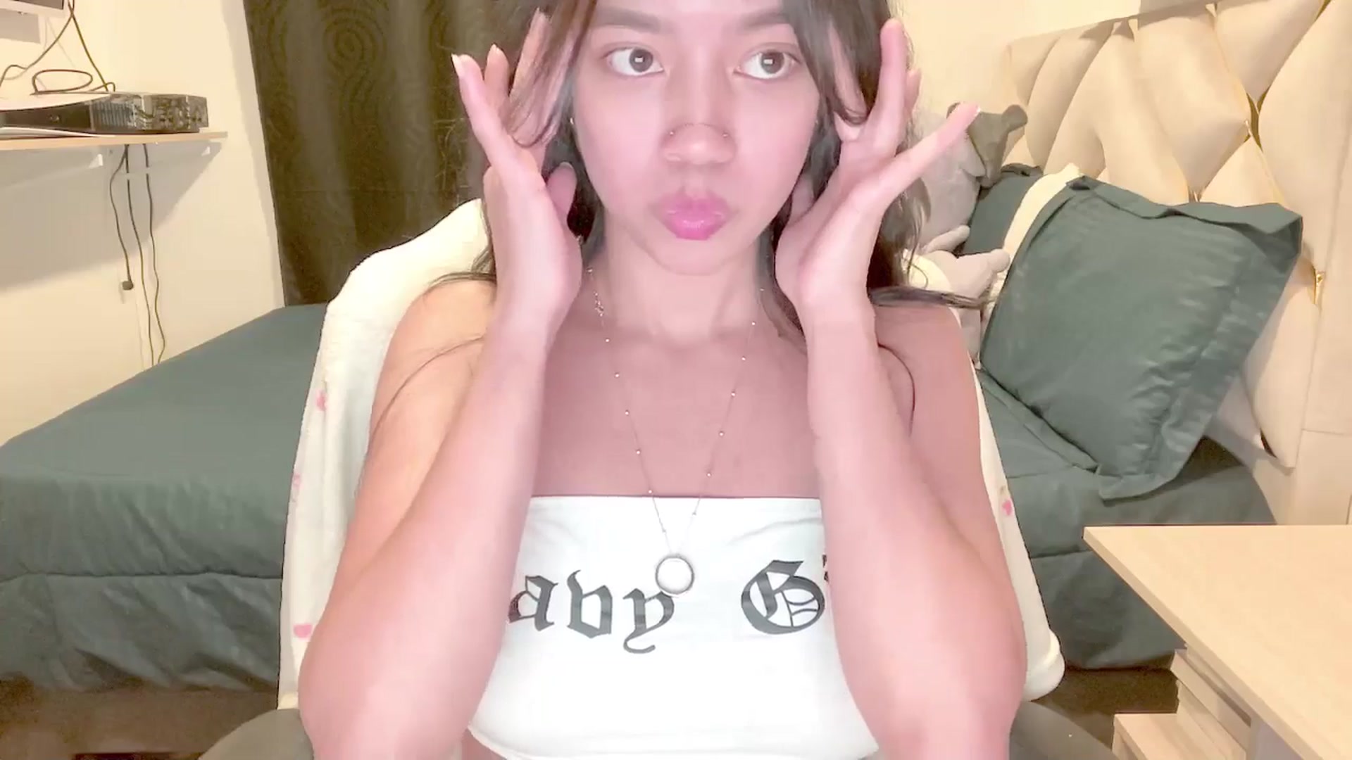 Gallery image thumbnail from Oxxme_'s myfreecams stream on, 07/08/2025, 04:22 image 3 of 20