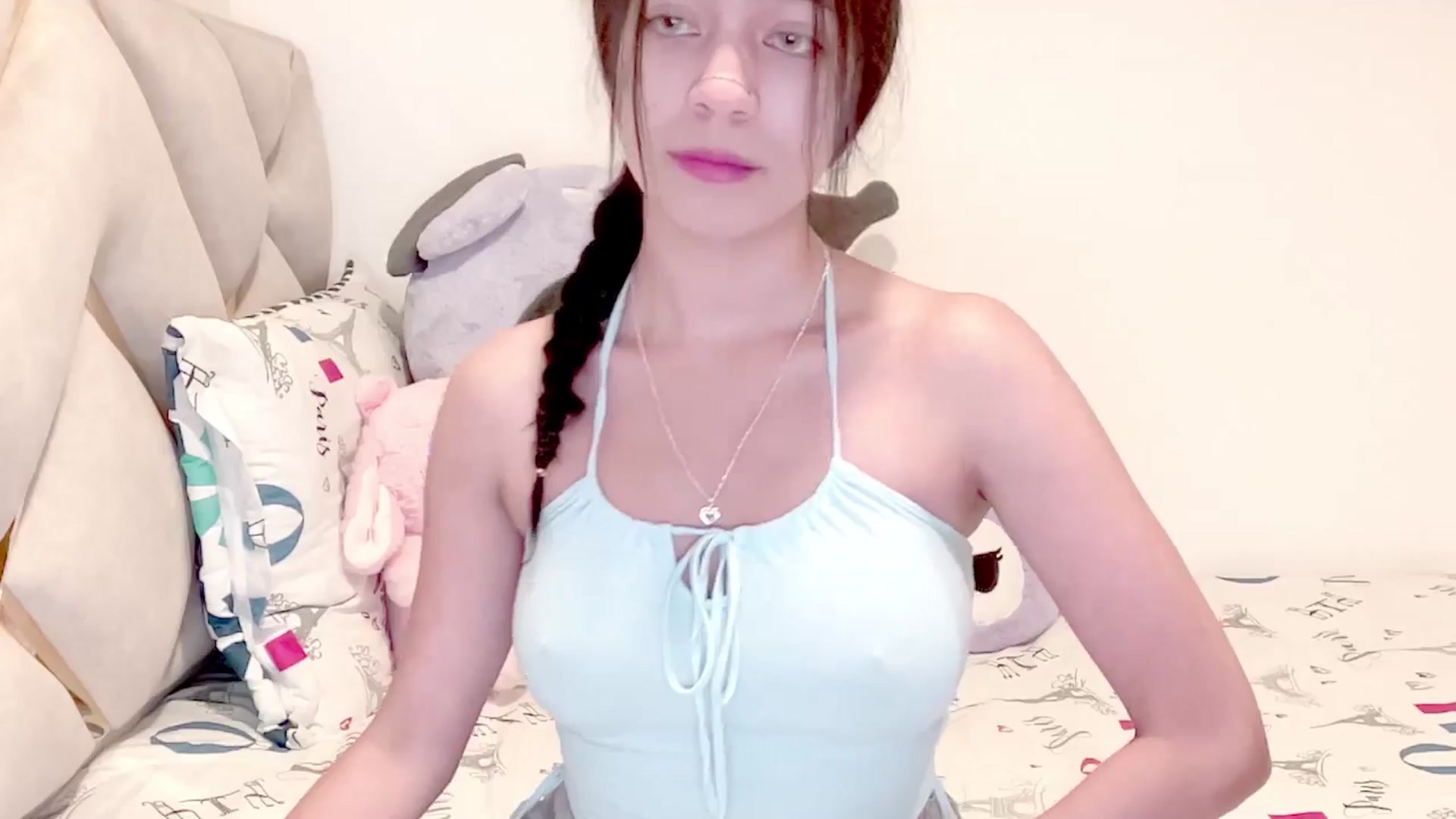 Gallery image thumbnail from Oxxme_'s myfreecams stream on, 07/22/2025, 04:44 image 15 of 20