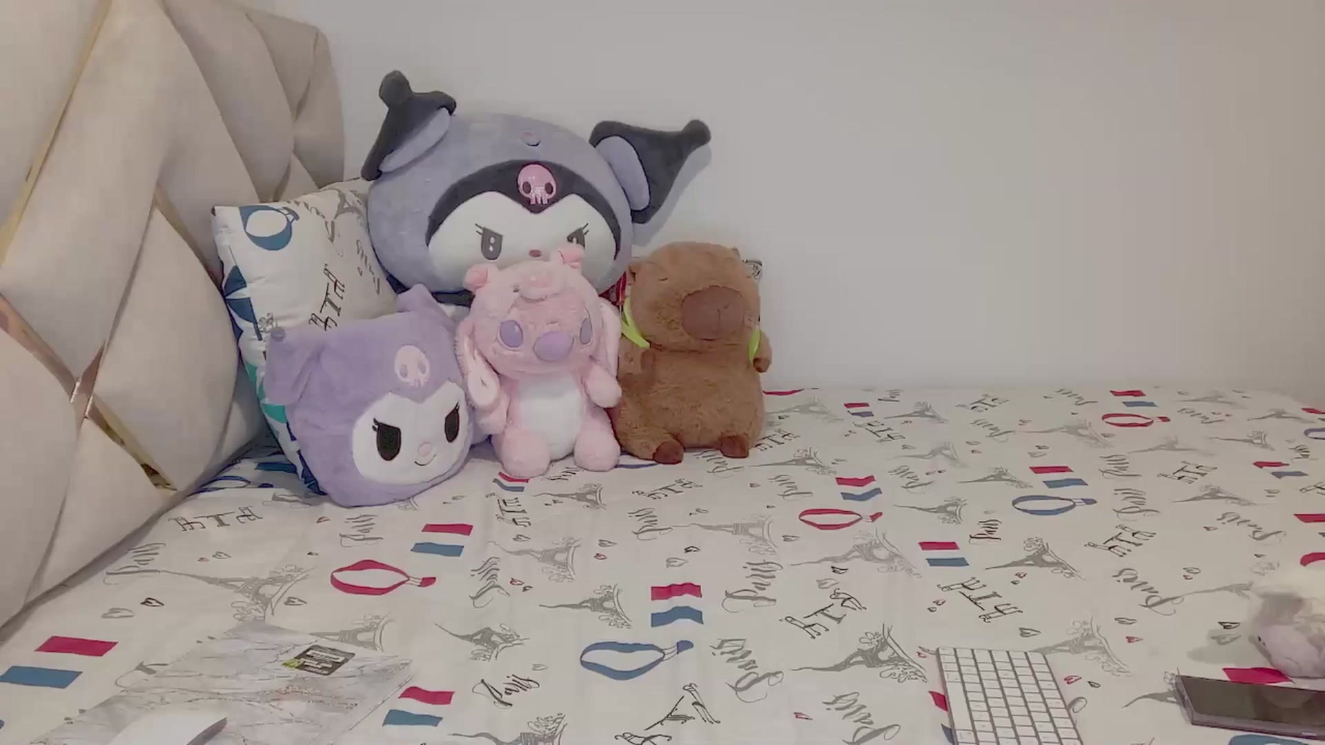 Gallery image thumbnail from Oxxme_'s myfreecams stream on, 08/12/2025, 01:19 image 2 of 20