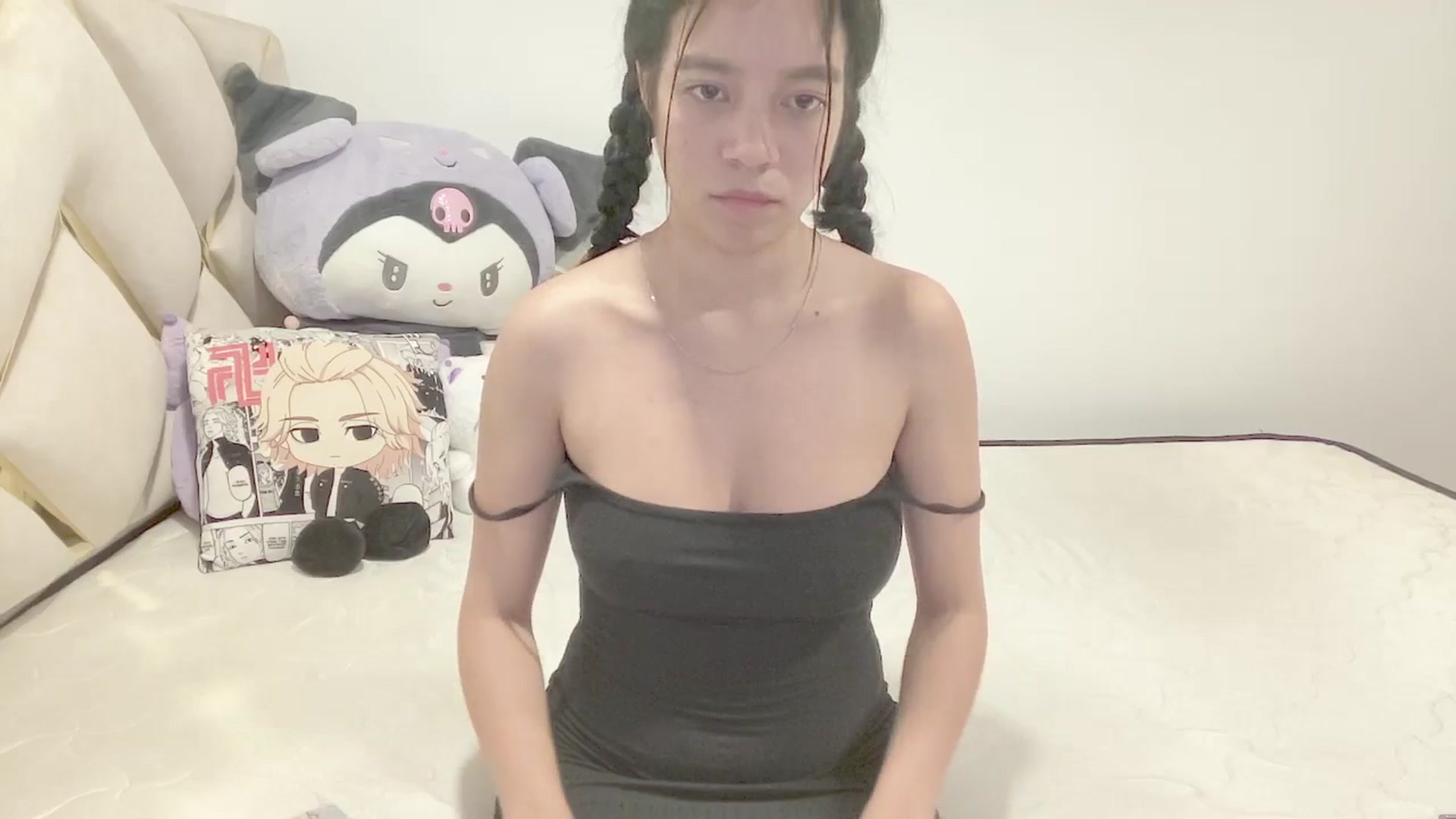 Gallery image thumbnail from Oxxme_'s myfreecams stream on, 09/15/2025, 05:06 image 18 of 20