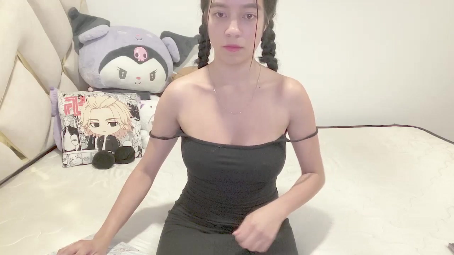 Gallery image thumbnail from Oxxme_'s myfreecams stream on, 09/15/2025, 05:06 image 20 of 20