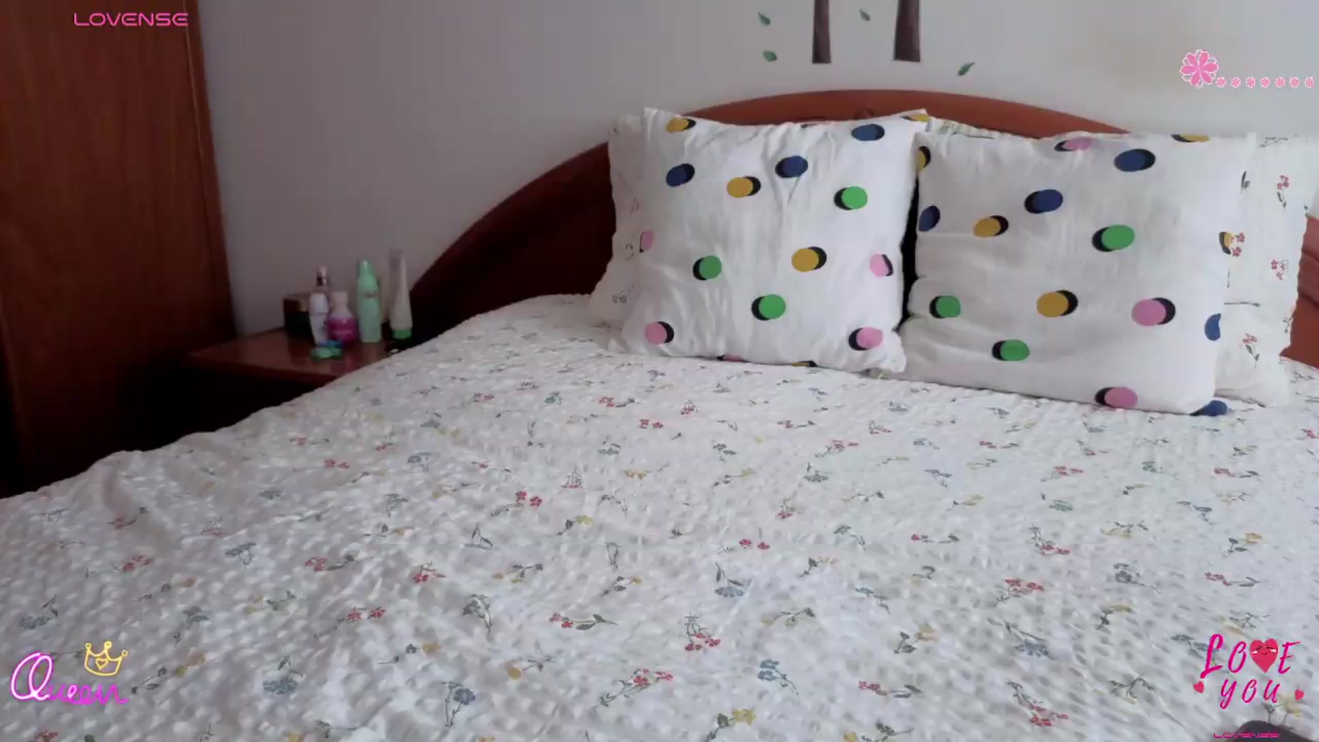 Gallery image thumbnail from Oxytocin's myfreecams stream on, 06/10/2026, 10:35 image 10 of 20