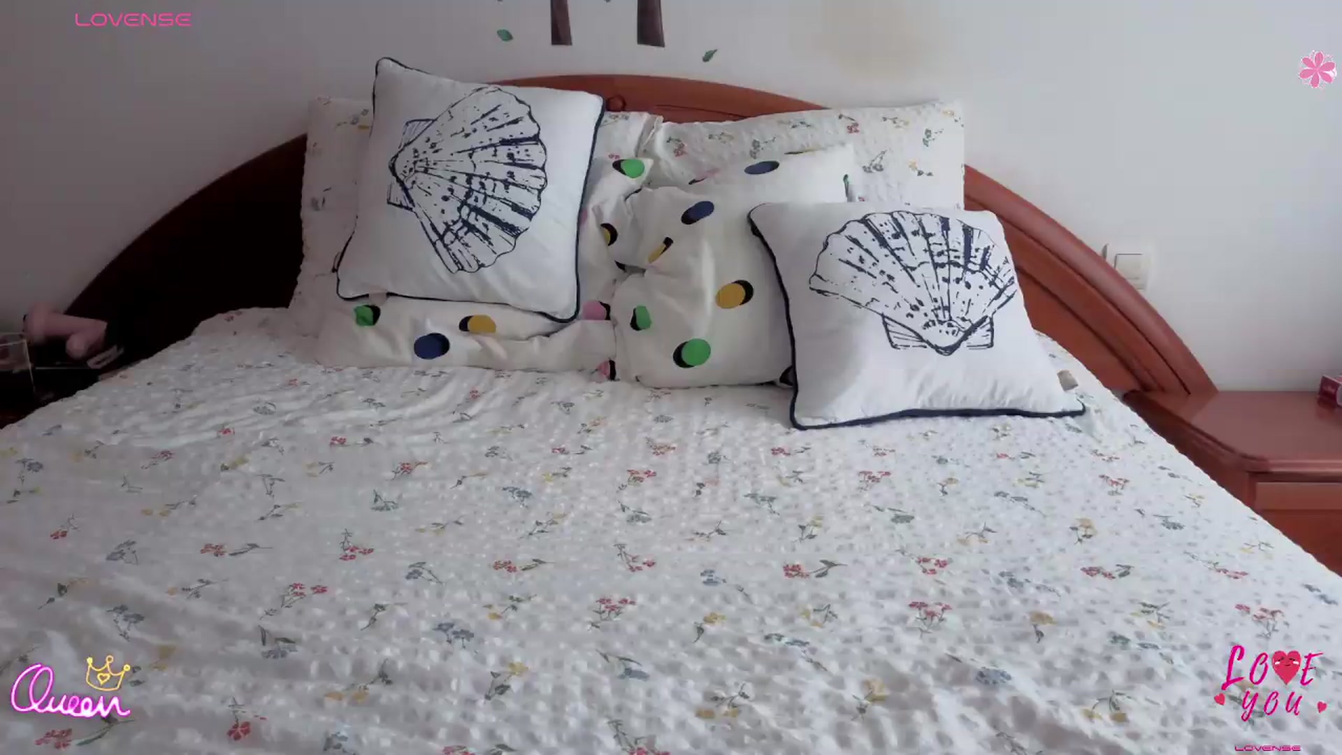 Gallery image thumbnail from Oxytocin's myfreecams stream on, 07/03/2026, 11:06 image 10 of 20