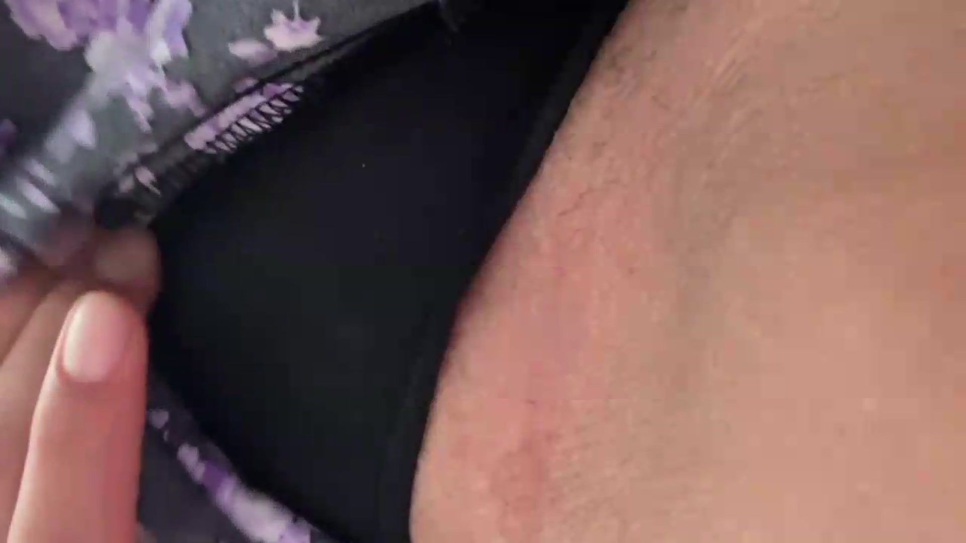 Gallery image thumbnail from Oxytocin's myfreecams stream on, 08/13/2026, 14:57 image 10 of 20