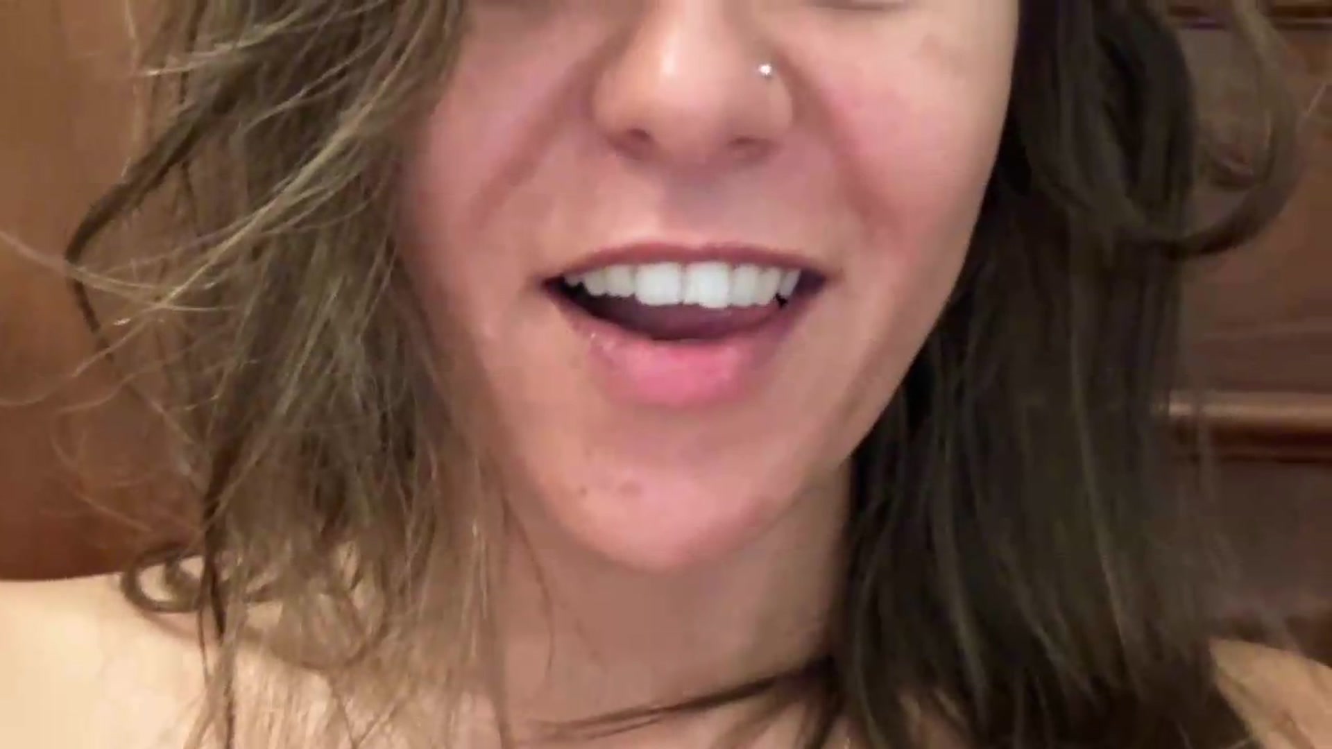 Gallery image thumbnail from Oxytocin's myfreecams stream on, 08/22/2026, 11:47 image 7 of 20