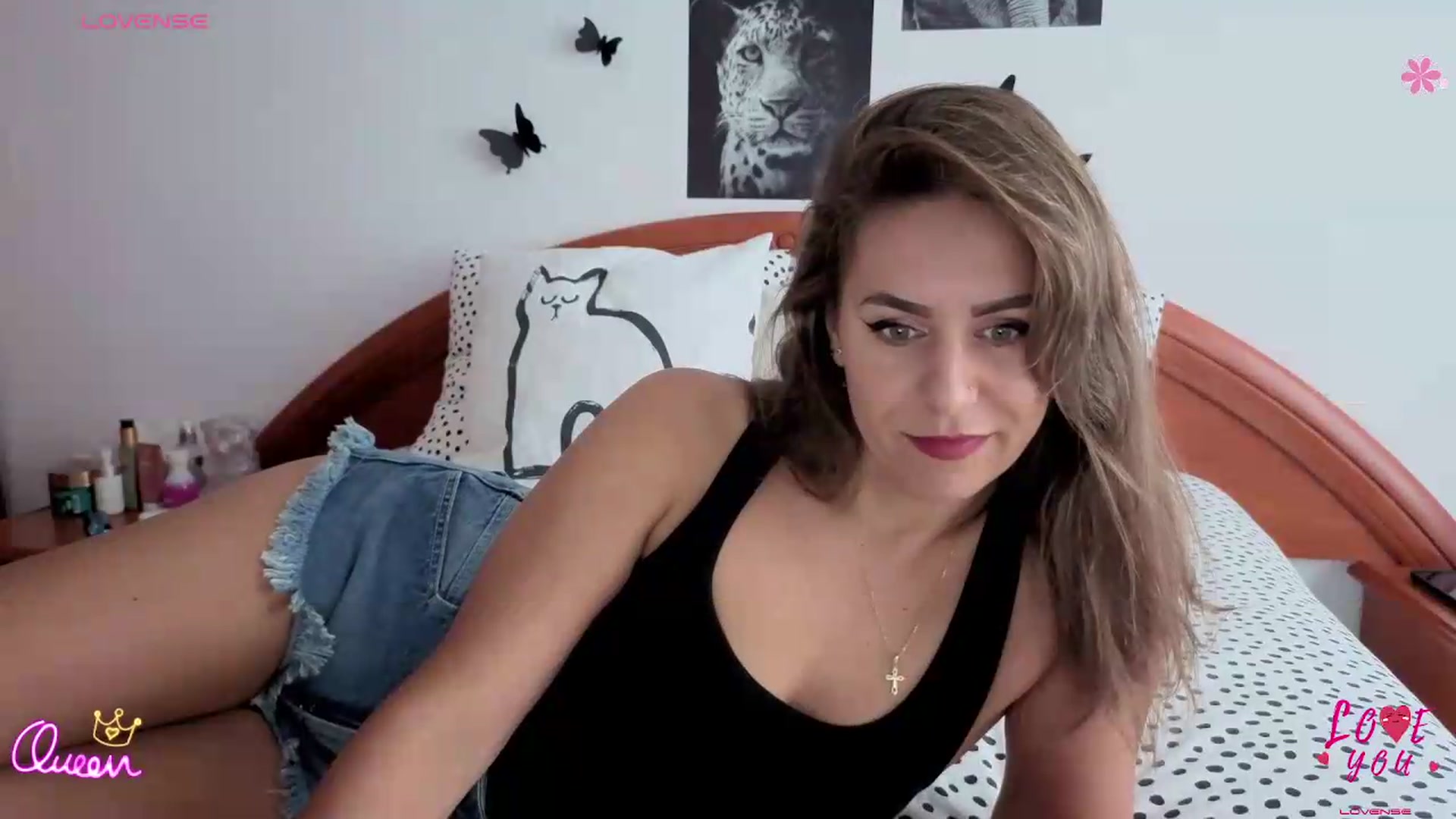 Gallery image thumbnail from Oxytocin's myfreecams stream on, 09/01/2026, 08:10 image 11 of 20