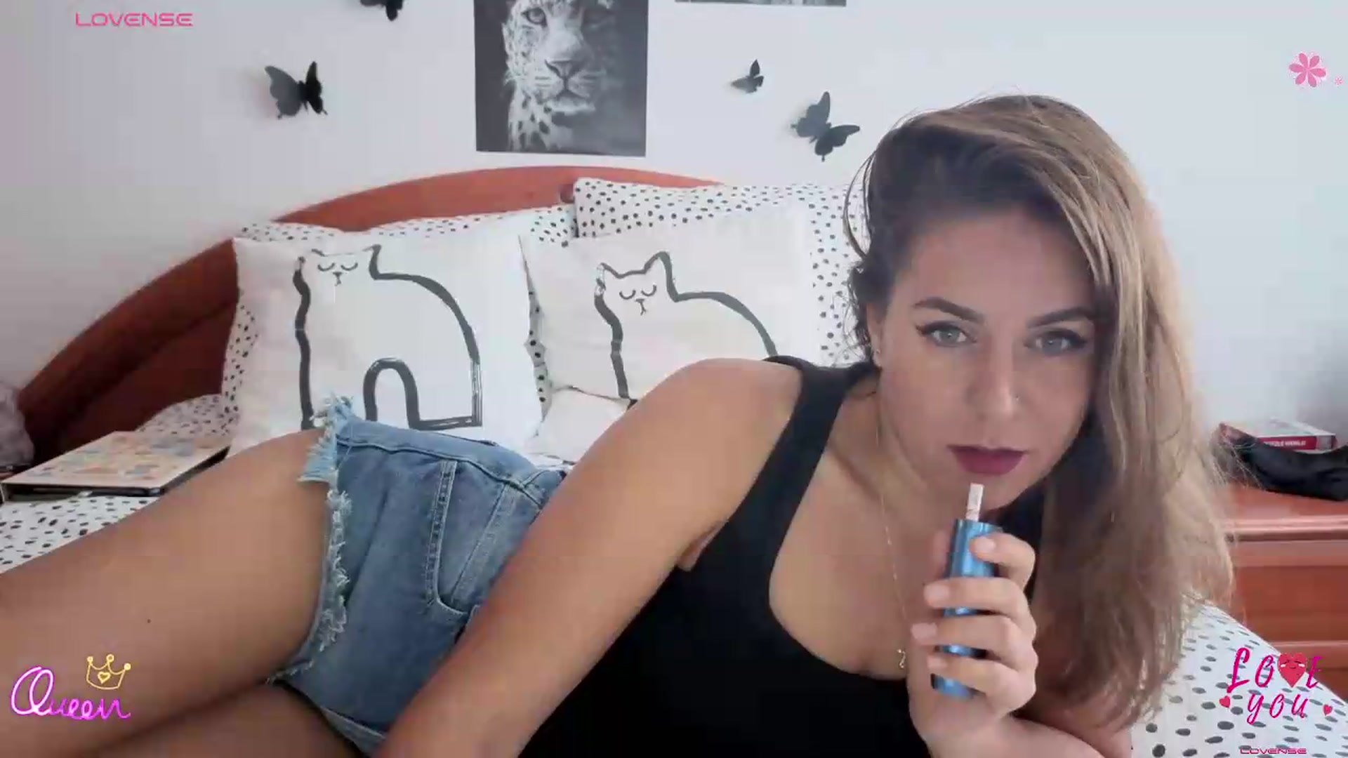 Gallery image thumbnail from Oxytocin's myfreecams stream on, 09/02/2026, 10:49 image 8 of 20