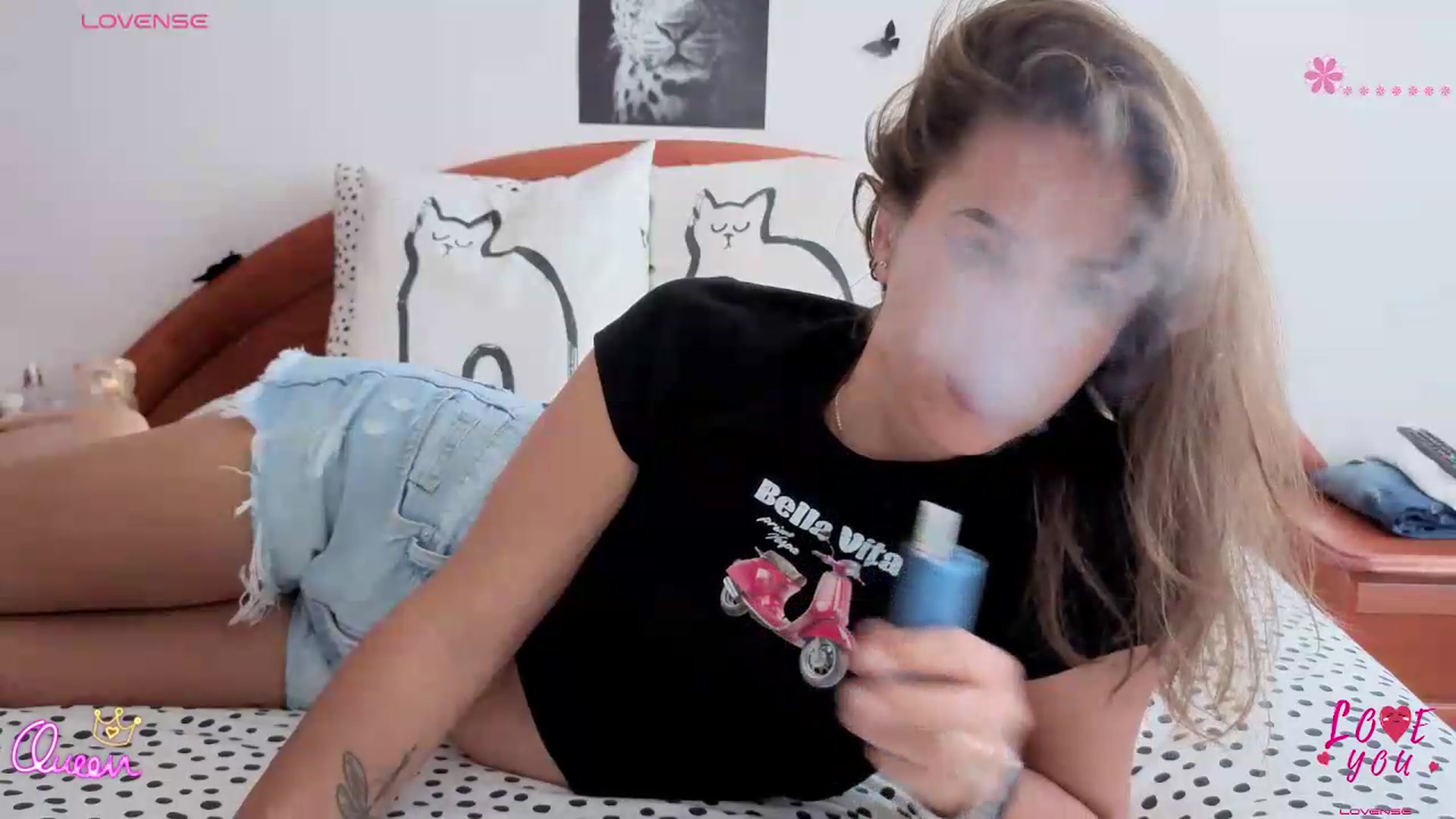 Gallery image thumbnail from Oxytocin's myfreecams stream on, 09/03/2026, 11:54 image 17 of 20