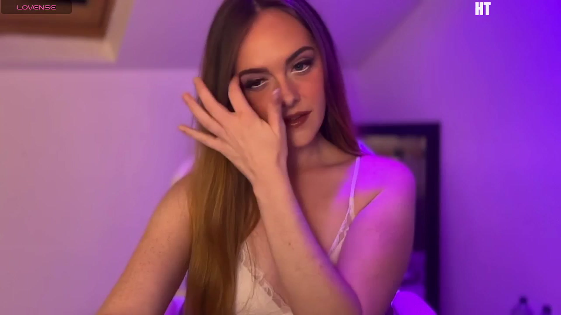 Gallery image thumbnail from P0LLY's myfreecams stream on, 09/20/2025, 20:46 image 3 of 20