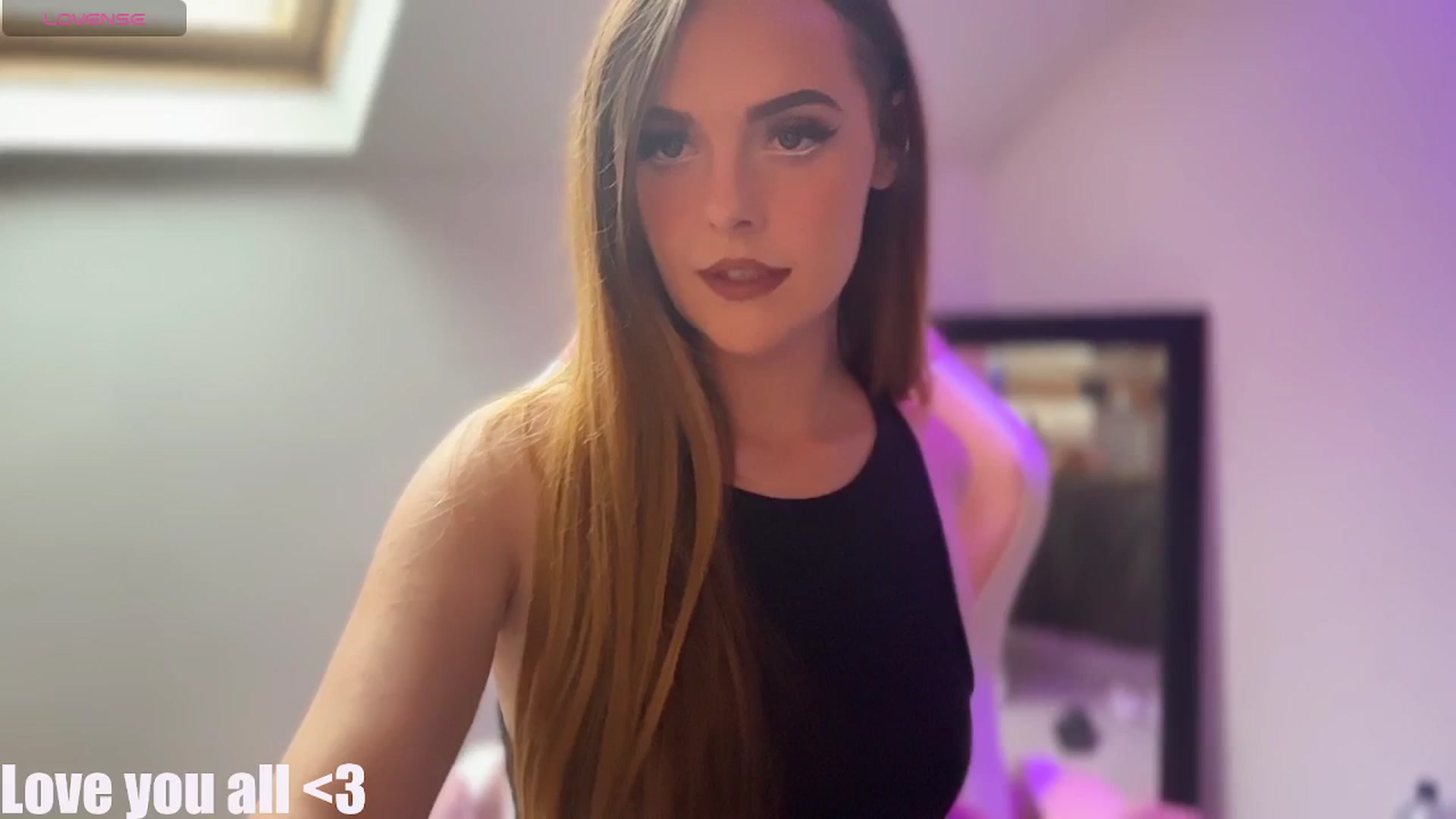 Gallery image thumbnail from P0LLY's myfreecams stream on, 10/01/2025, 10:42 image 19 of 20