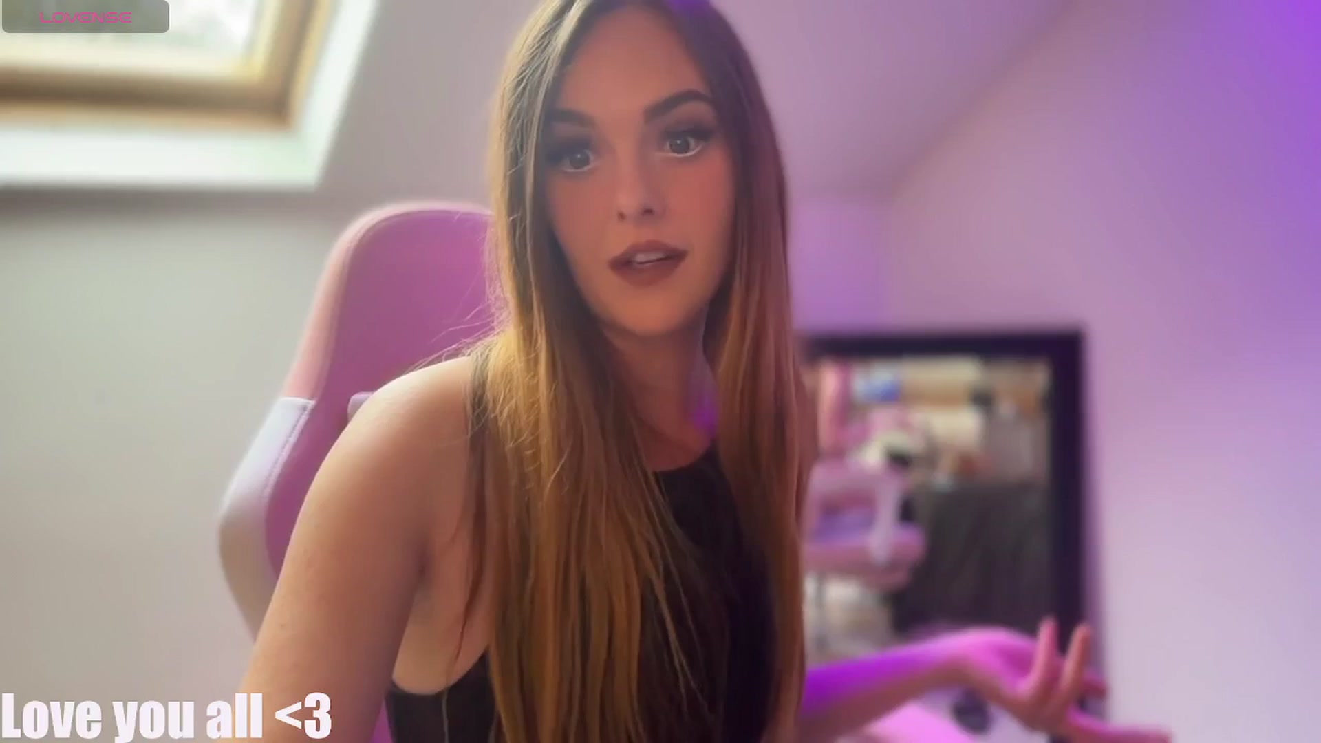 Gallery image thumbnail from P0LLY's myfreecams stream on, 10/01/2025, 10:42 image 9 of 20