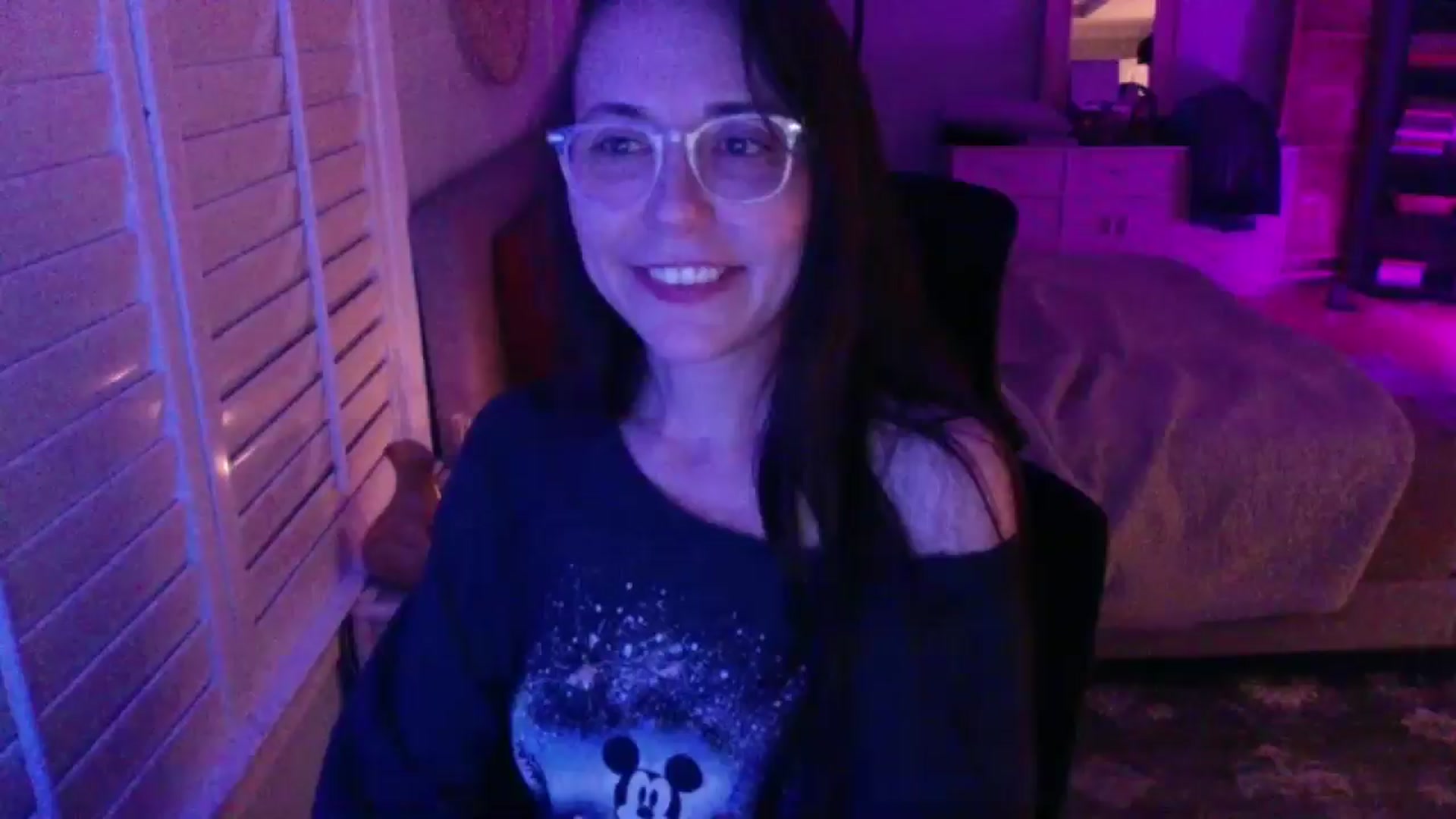 Gallery image thumbnail from P0SIE's myfreecams stream on, 03/24/2025, 04:22 image 1 of 20