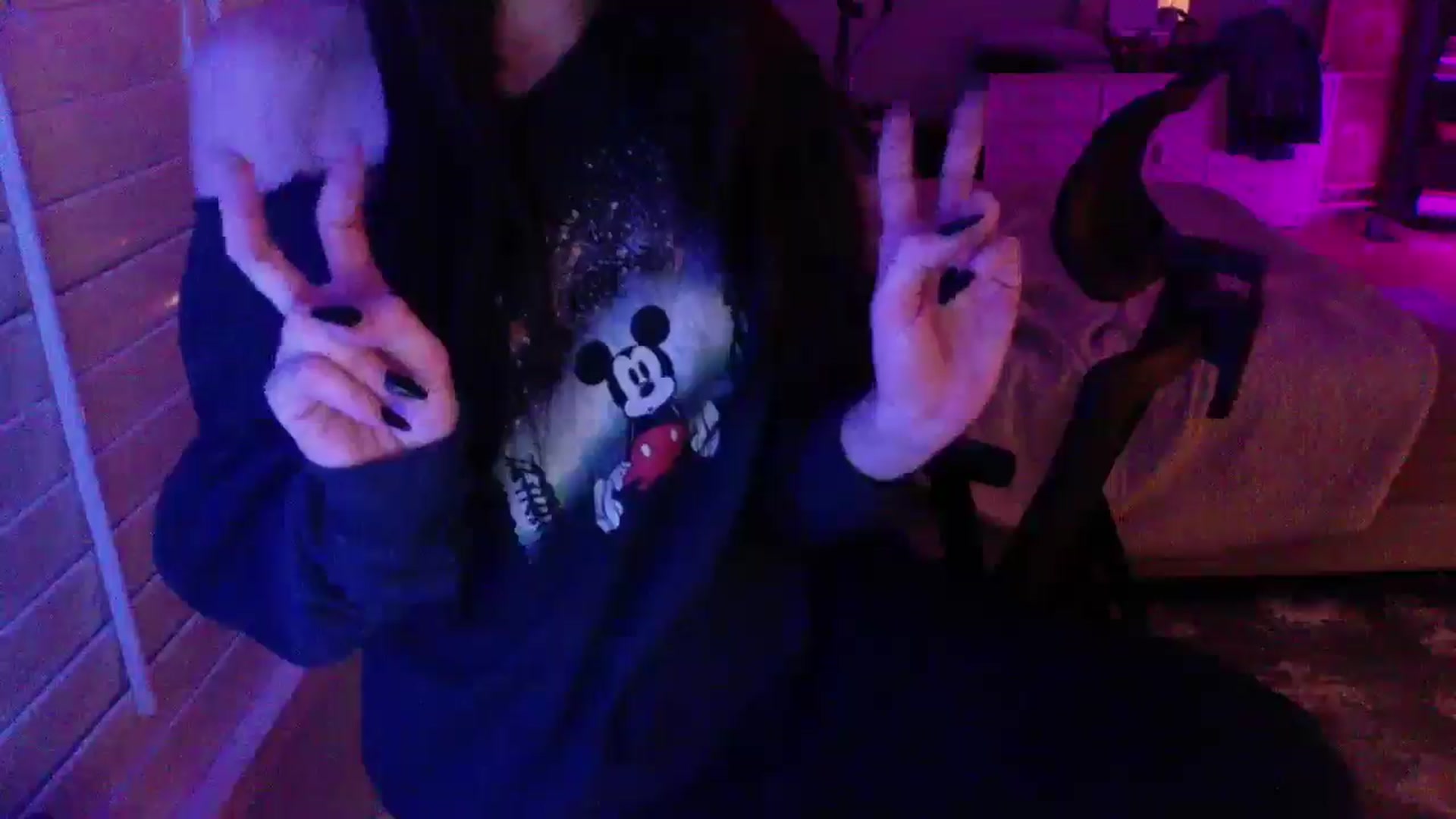 Gallery image thumbnail from P0SIE's myfreecams stream on, 03/24/2025, 05:22 image 15 of 20