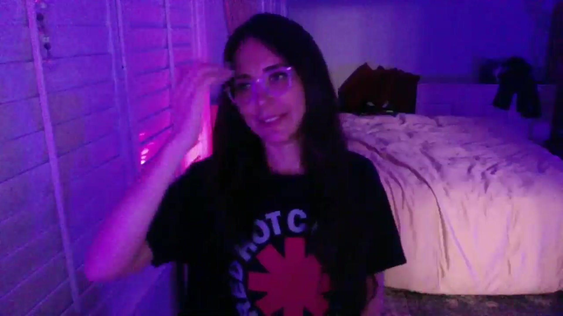 Gallery image thumbnail from P0SIE's myfreecams stream on, 04/06/2025, 04:27 image 2 of 20