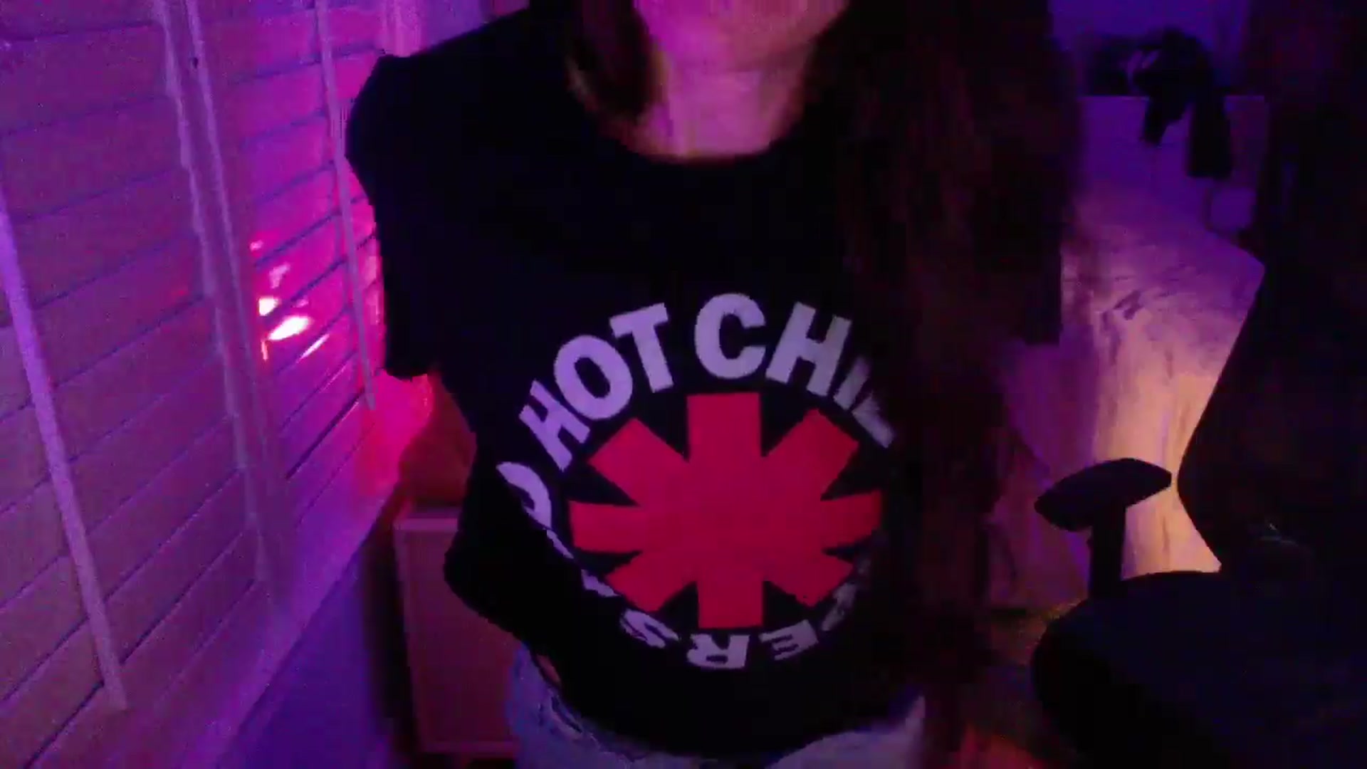 Gallery image thumbnail from P0SIE's myfreecams stream on, 04/06/2025, 09:14 image 20 of 20