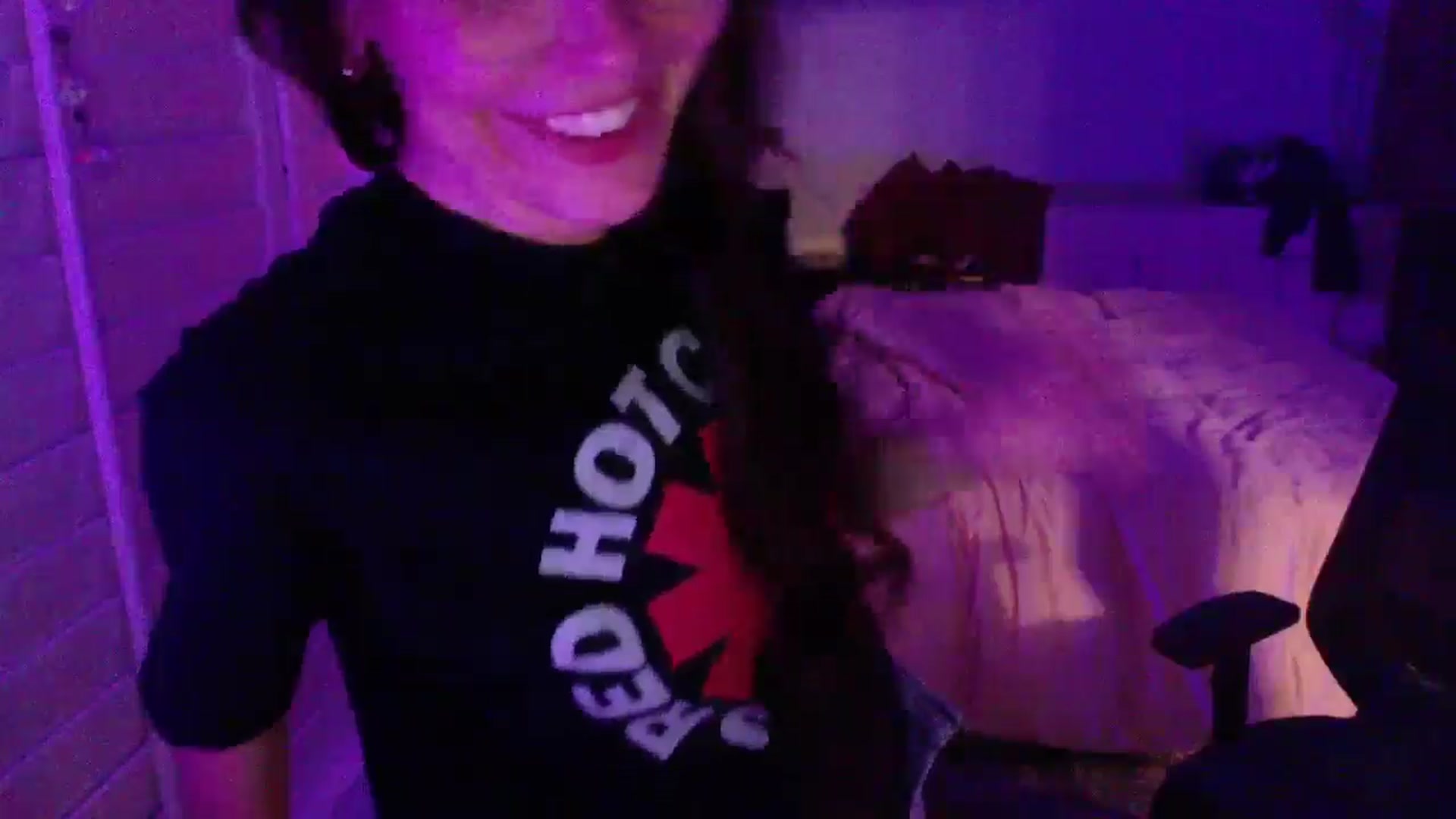 Gallery image thumbnail from P0SIE's myfreecams stream on, 04/06/2025, 09:14 image 15 of 20
