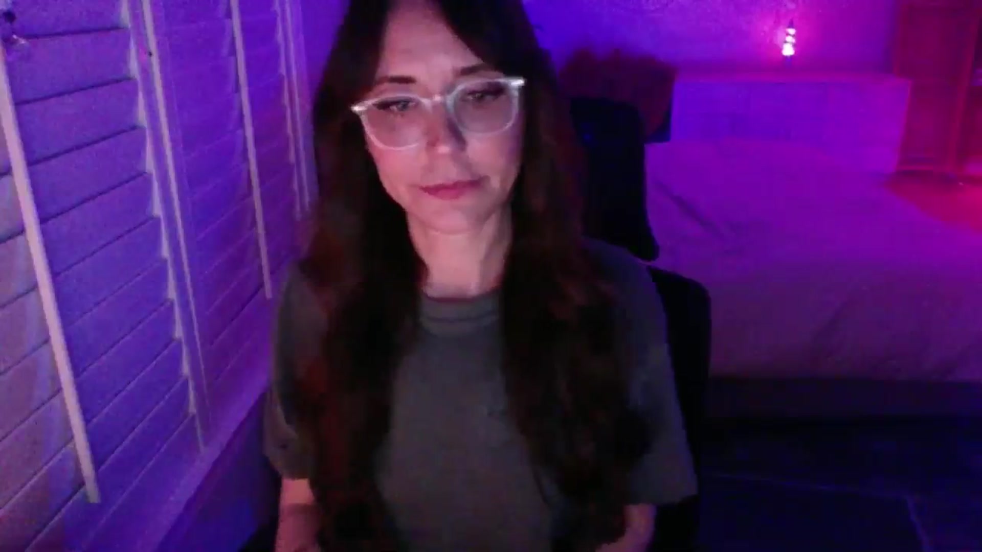 Gallery image thumbnail from P0SIE's myfreecams stream on, 04/13/2025, 03:10 image 5 of 20