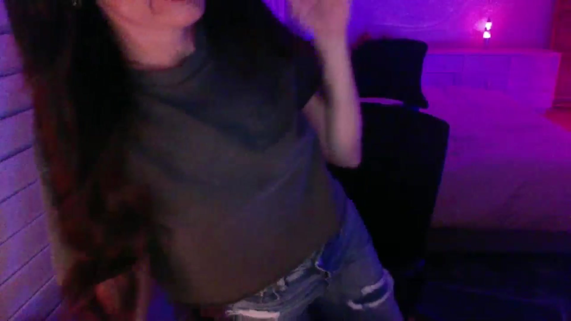 Gallery image thumbnail from P0SIE's myfreecams stream on, 04/13/2025, 03:41 image 6 of 20