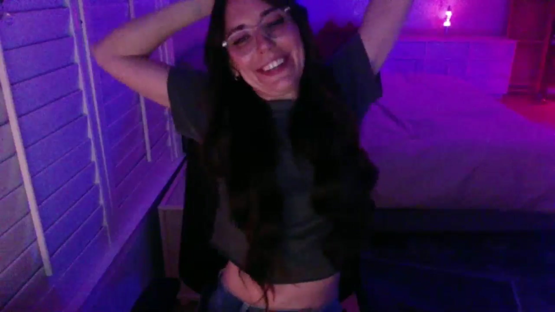 Gallery image thumbnail from P0SIE's myfreecams stream on, 04/13/2025, 04:31 image 4 of 20