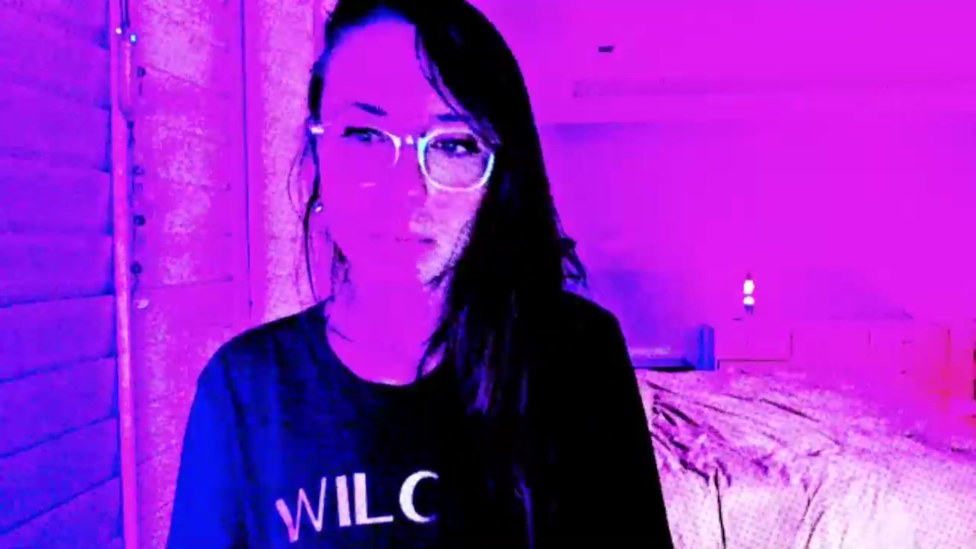 Gallery image thumbnail from P0SIE's myfreecams stream on, 06/01/2025, 05:59 image 11 of 20