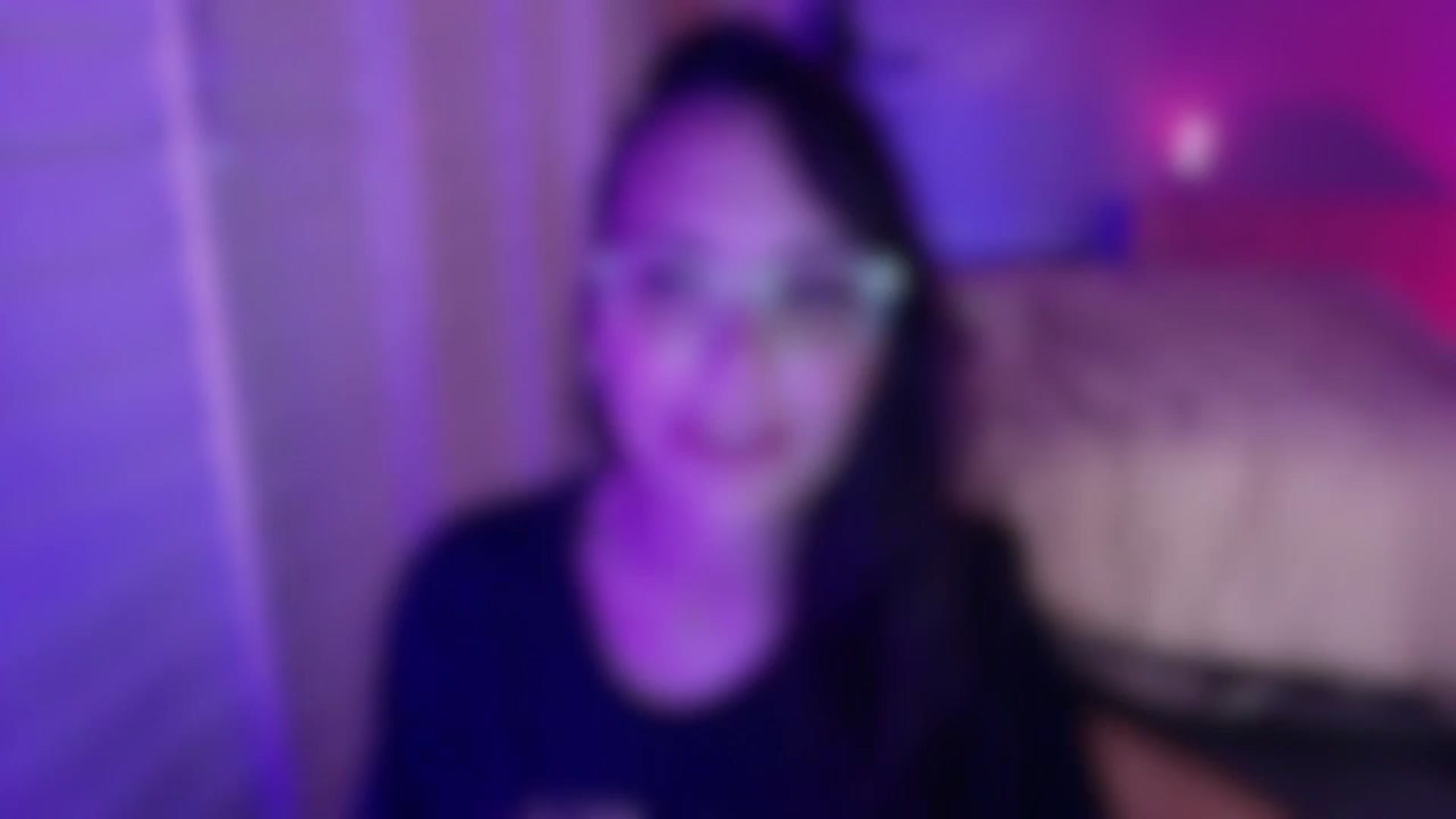 Gallery image thumbnail from P0SIE's myfreecams stream on, 06/01/2025, 05:59 image 19 of 20