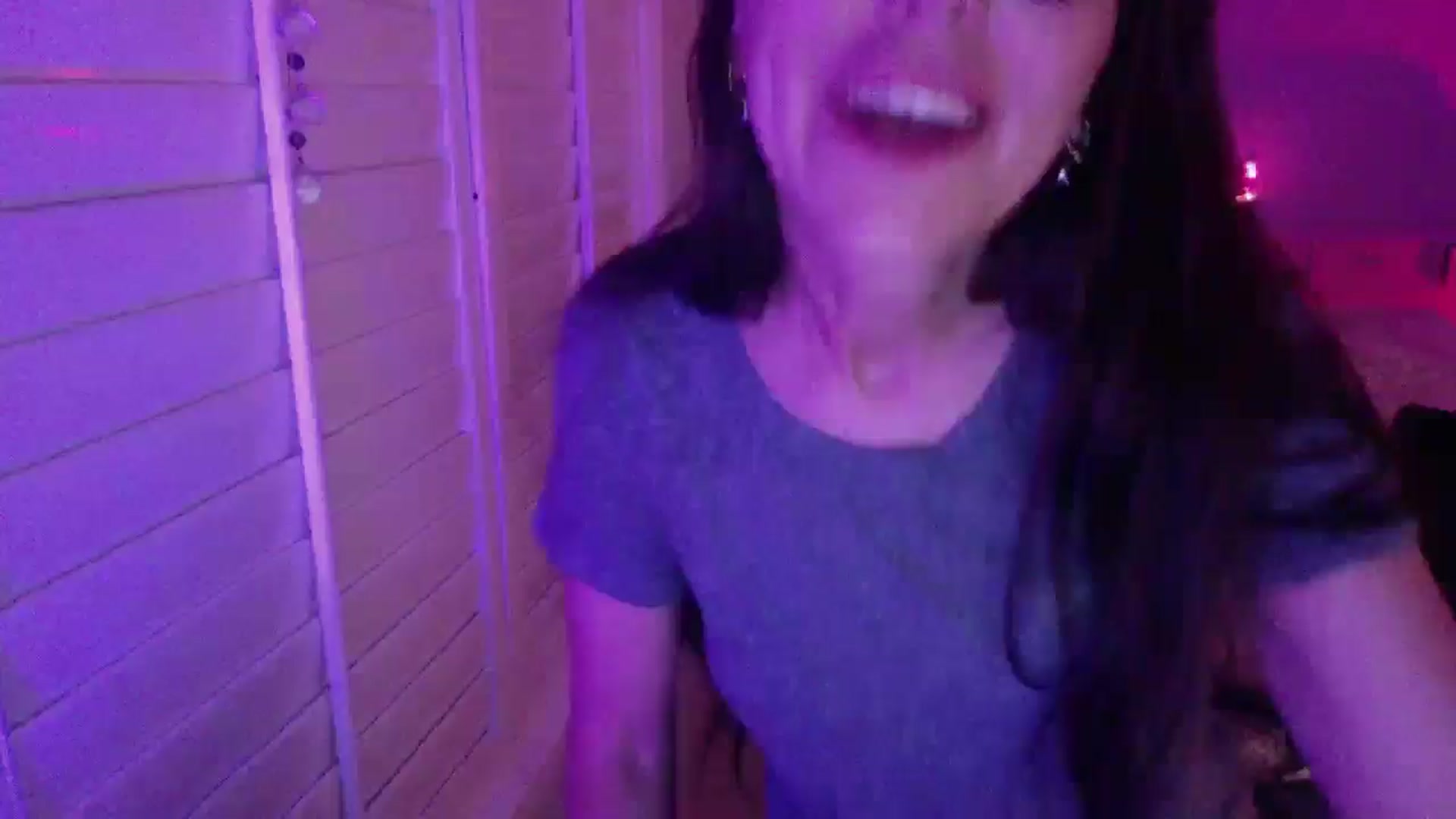 Gallery image thumbnail from P0SIE's myfreecams stream on, 06/01/2025, 08:53 image 1 of 20