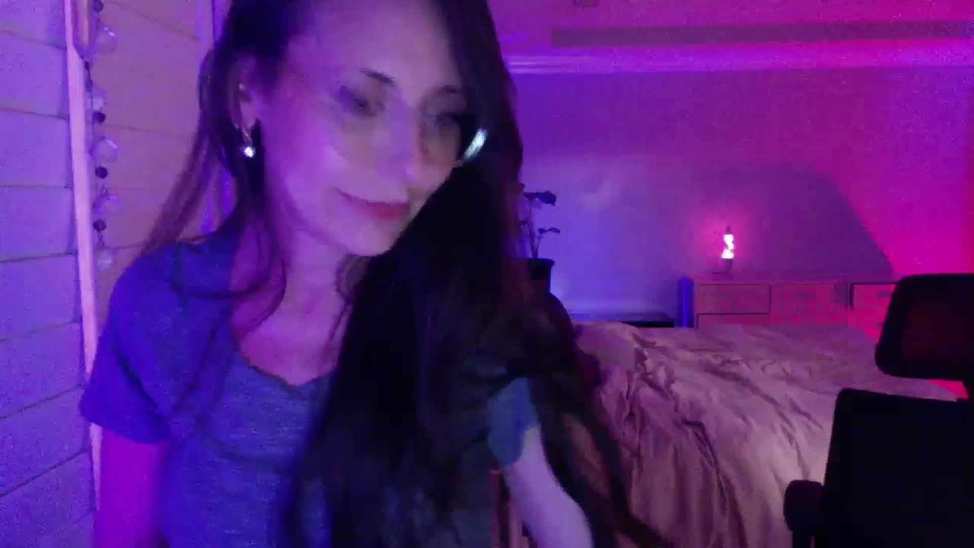 Gallery image thumbnail from P0SIE's myfreecams stream on, 06/01/2025, 08:53 image 9 of 20