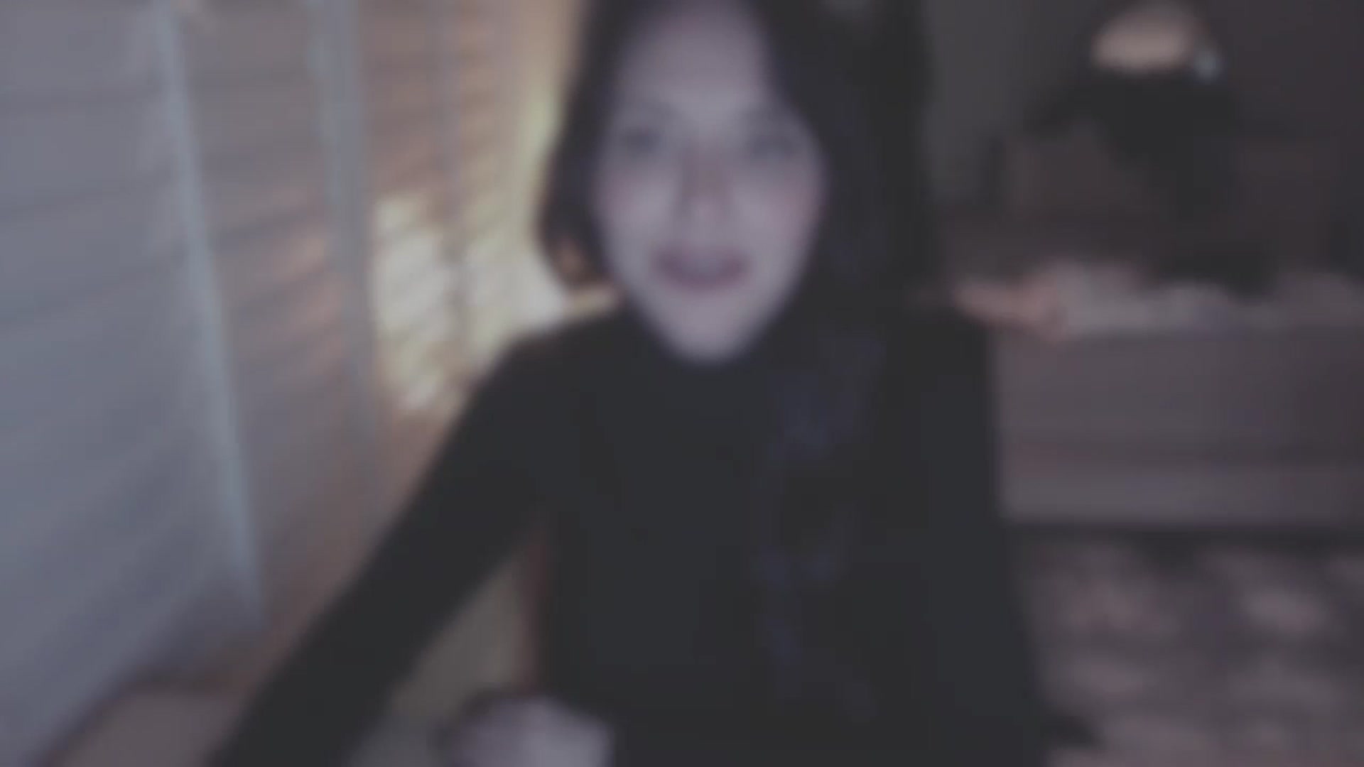 Gallery image thumbnail from P0SIE's myfreecams stream on, 12/25/2025, 09:12 image 9 of 20