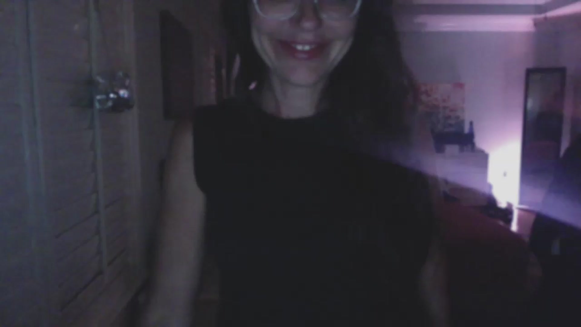 Gallery image thumbnail from P0SIE's myfreecams stream on, 06/21/2026, 08:11 image 2 of 20