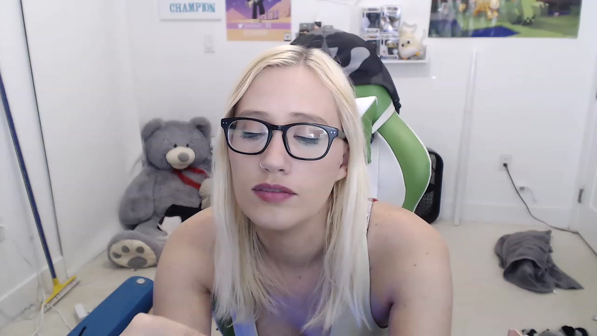 Gallery image thumbnail from PAWG_Champ's myfreecams stream on, 01/28/2023, 05:47 image 20 of 20