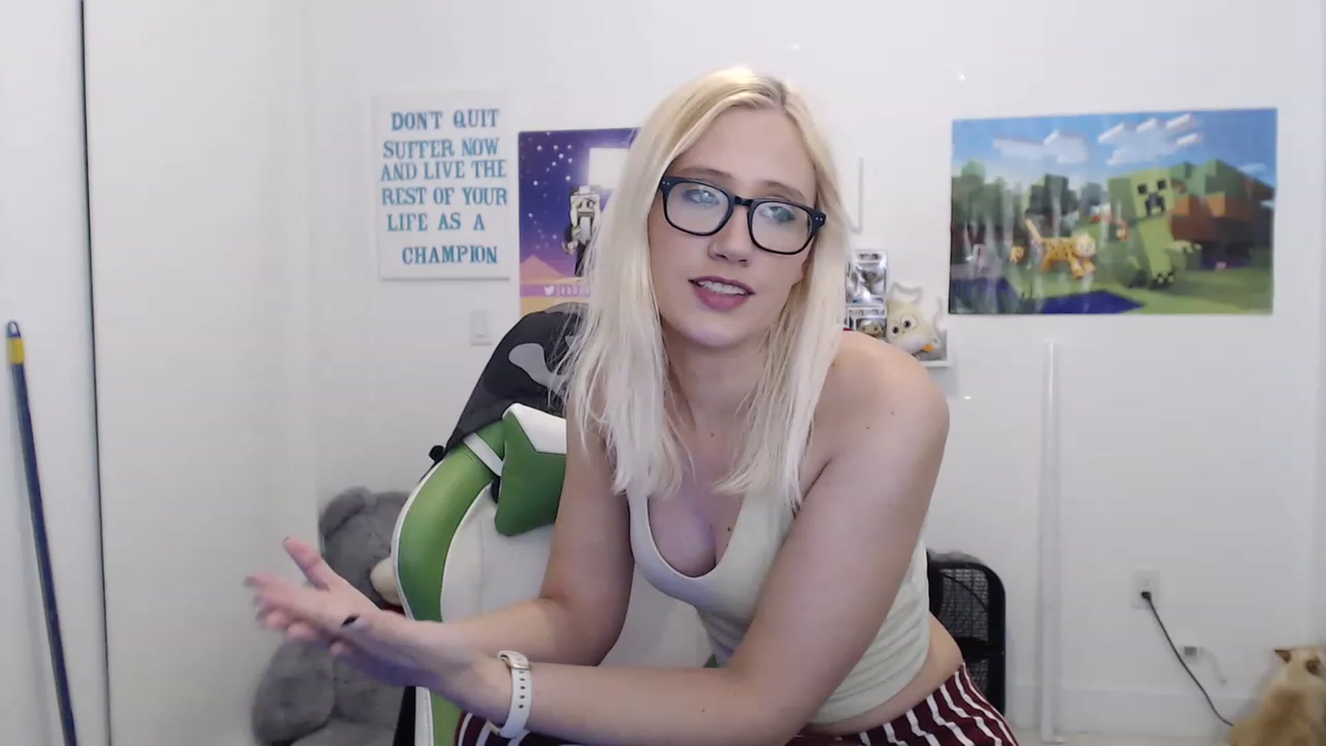 Gallery image thumbnail from PAWG_Champ's myfreecams stream on, 01/28/2023, 05:47 image 2 of 20