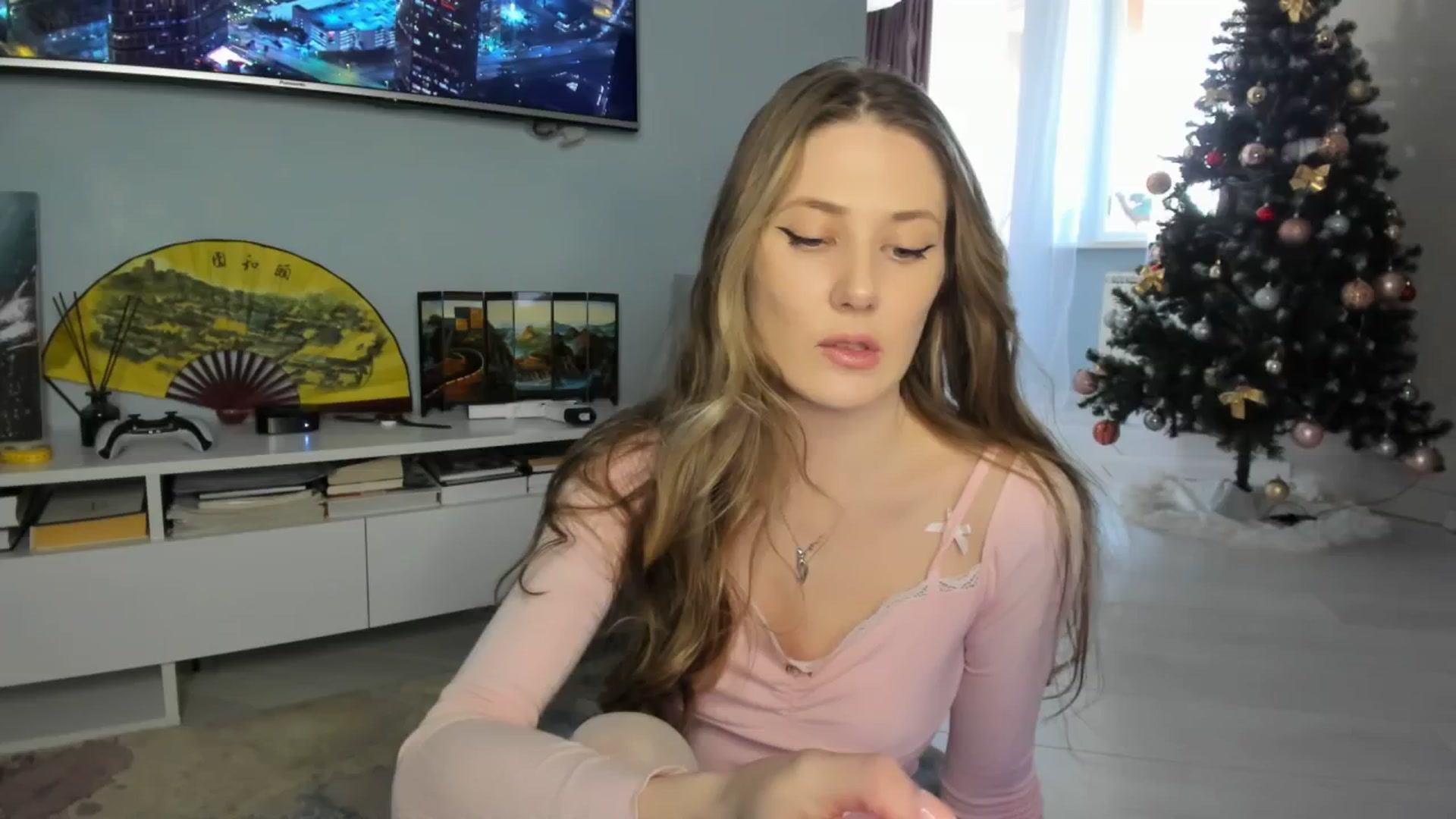Gallery image thumbnail from PIXELS_'s myfreecams stream on, 02/23/2025, 09:27 image 9 of 20