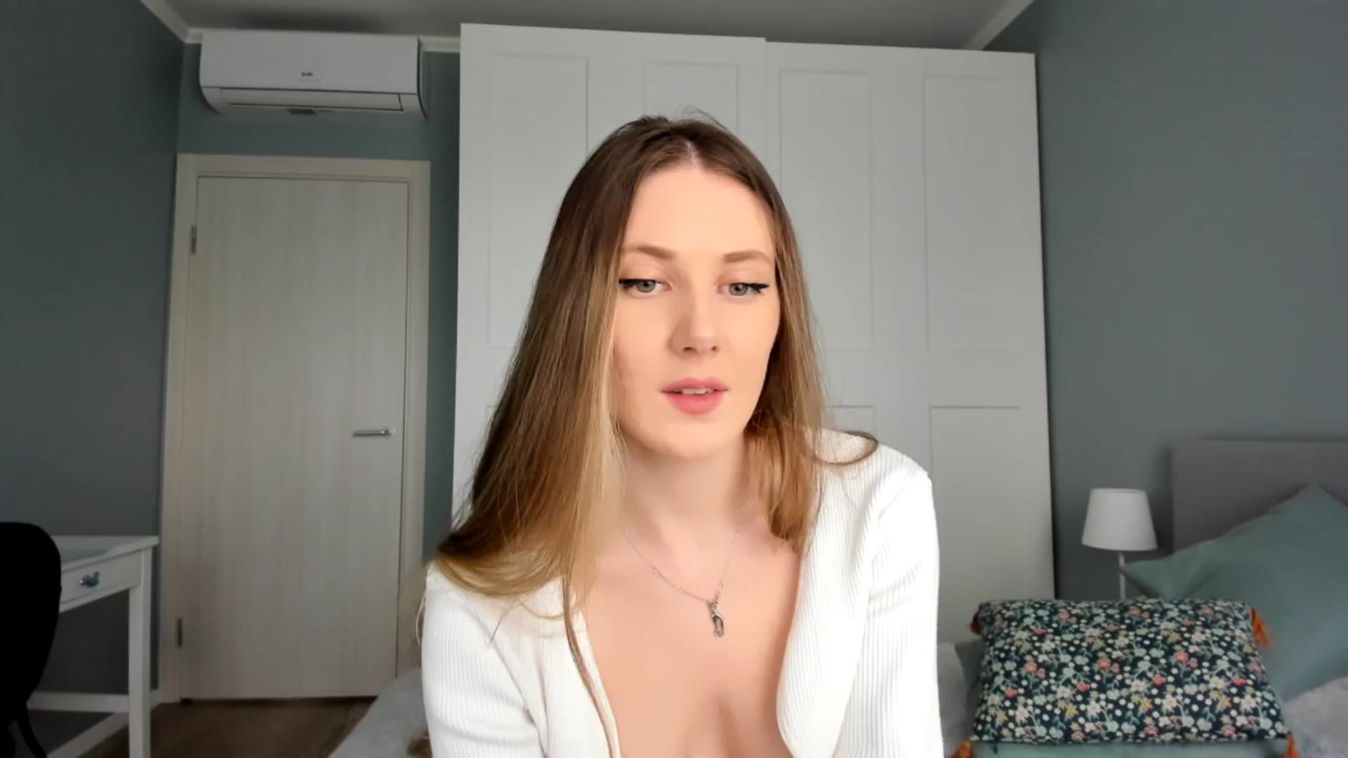 Gallery image thumbnail from PIXELS_'s myfreecams stream on, 06/14/2025, 06:31 image 4 of 20