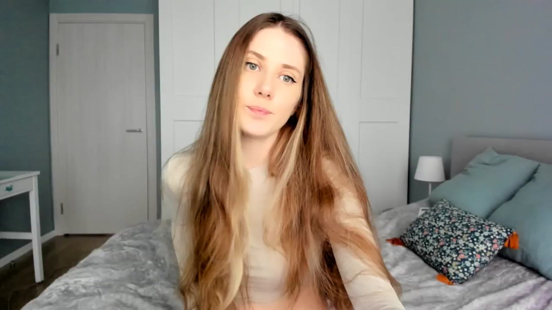 Gallery image thumbnail from PIXELS_'s myfreecams stream on, 06/18/2025, 06:50 image 18 of 20