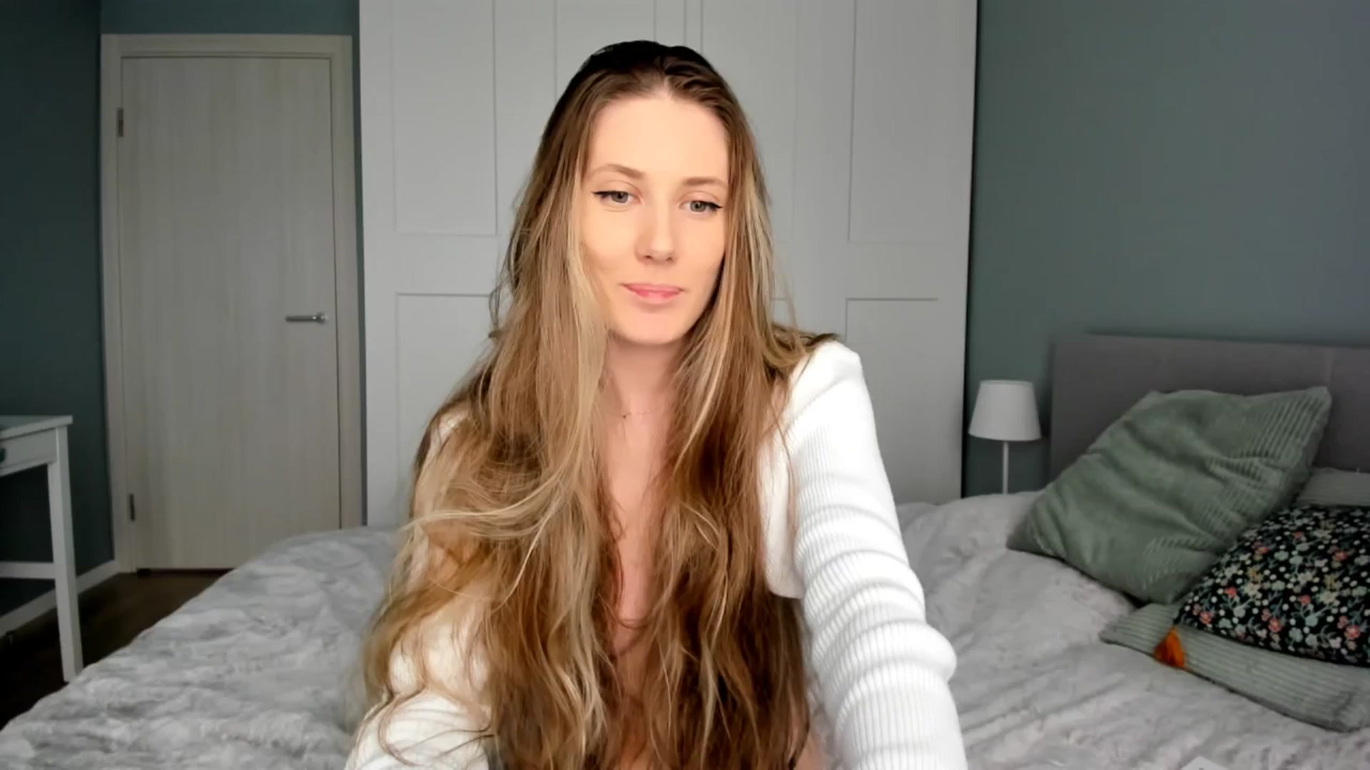 Gallery image thumbnail from PIXELS_'s myfreecams stream on, 06/20/2025, 09:35 image 6 of 20