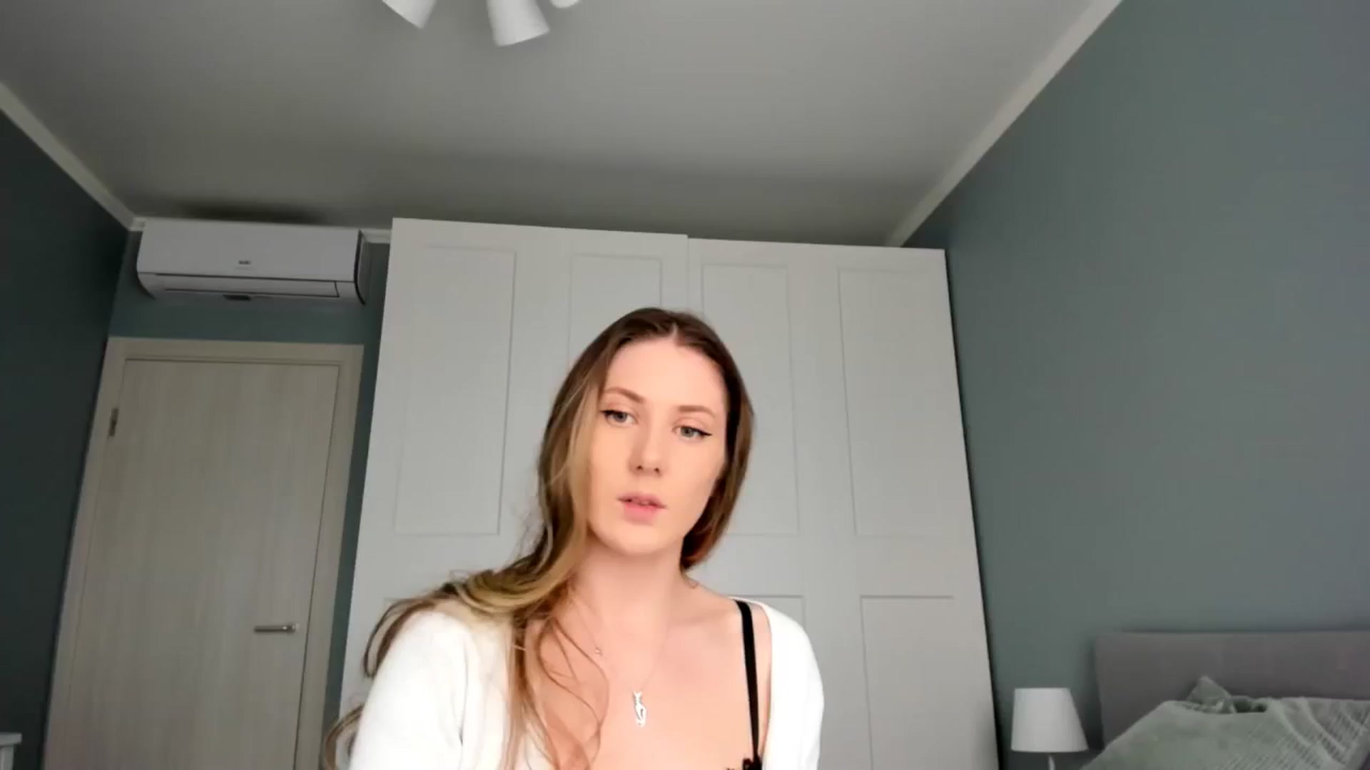 Gallery image thumbnail from PIXELS_'s myfreecams stream on, 06/21/2025, 07:58 image 4 of 20