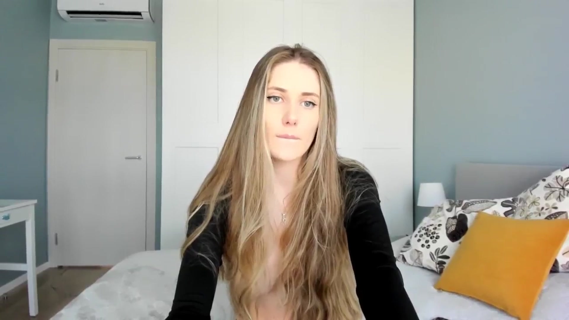 Gallery image thumbnail from PIXELS_'s myfreecams stream on, 07/27/2025, 09:20 image 14 of 20