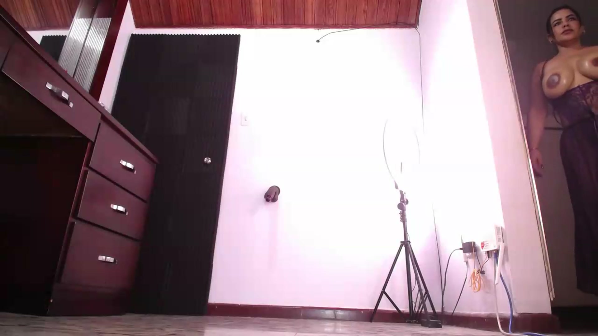 Gallery image thumbnail from POCAHONTA05's myfreecams stream on, 09/27/2026, 08:25 image 20 of 20