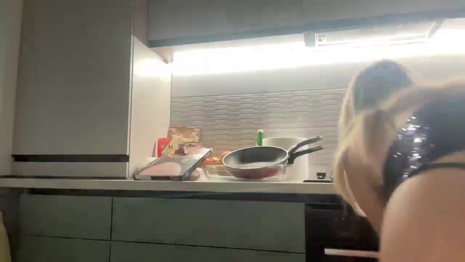 Gallery image thumbnail from PUJIE's myfreecams stream on, 12/31/2025, 14:57 image 19 of 20