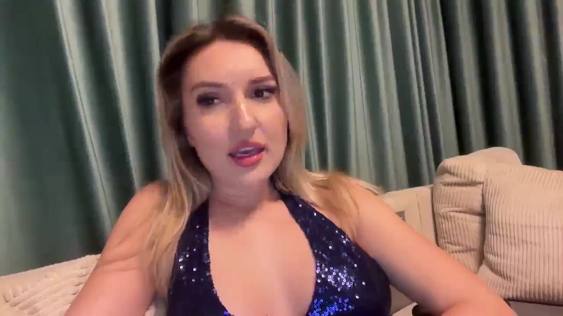 Gallery image thumbnail from PUJIE's myfreecams stream on, 12/31/2025, 18:19 image 7 of 20
