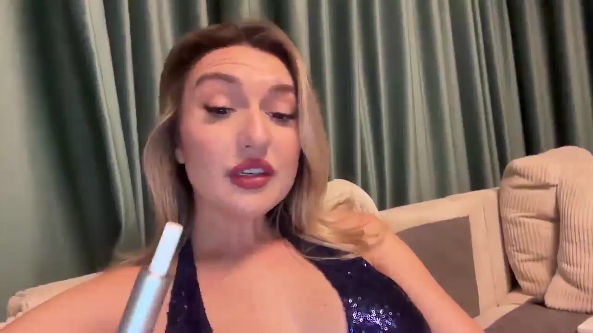 Gallery image thumbnail from PUJIE's myfreecams stream on, 12/31/2025, 20:33 image 19 of 20