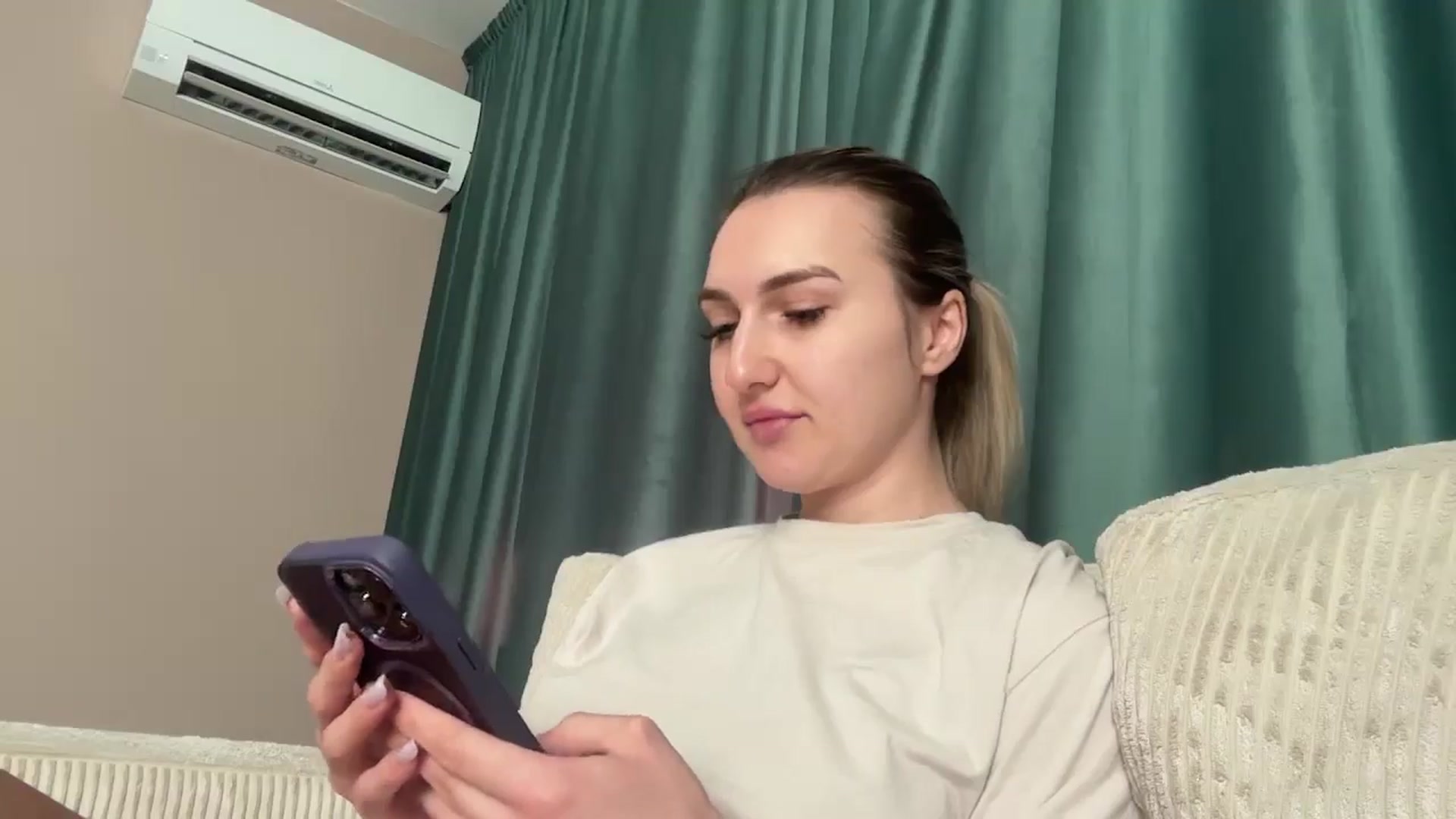 Gallery image thumbnail from PUJIE's myfreecams stream on, 02/10/2026, 08:24 image 3 of 20